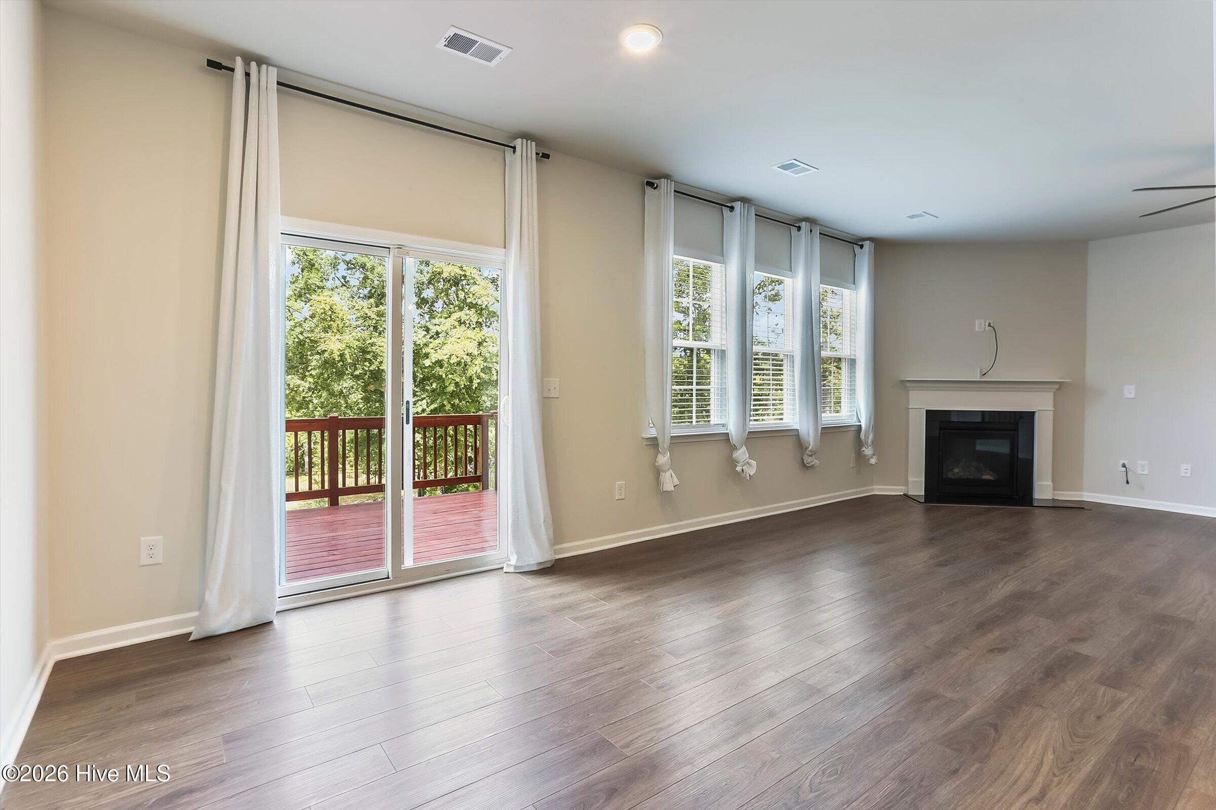 Single Family Residence at 152 Southern Lake Court, Camden, SC 29020, photo 21 of 66