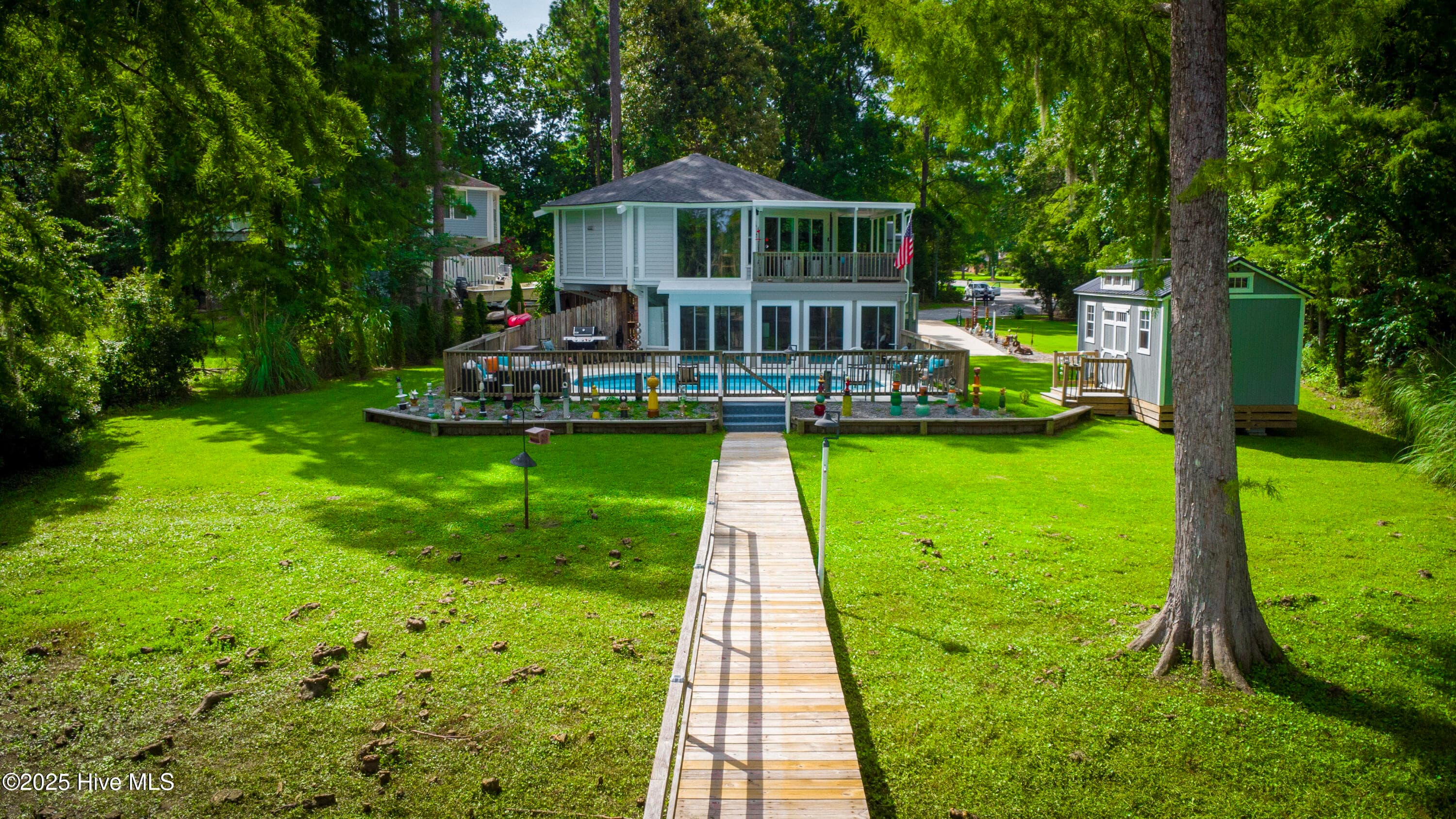 Featuring an In-Ground Salt Water Pool - 210 Gangplank Road, New Bern, NC 28562