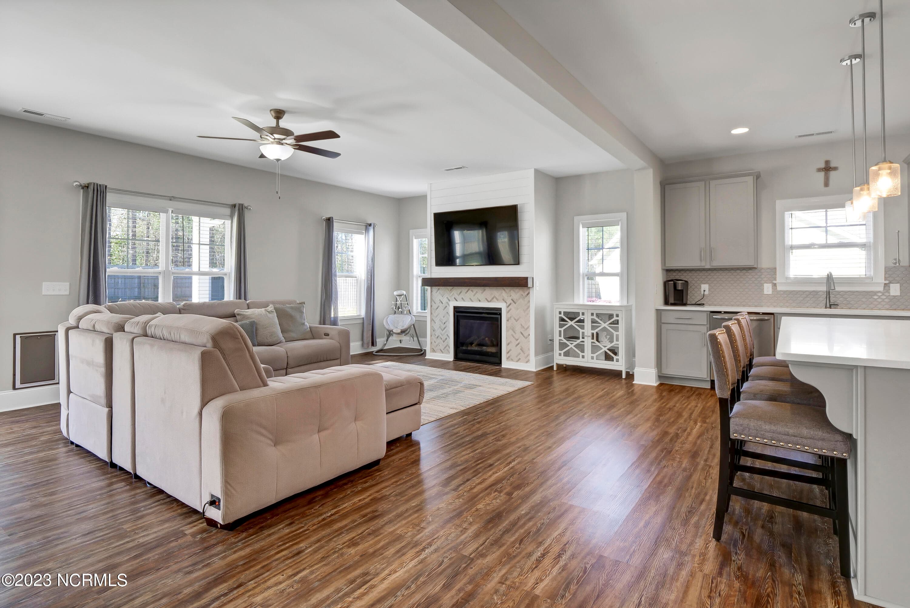 Single Family Residence at 413 Canter Crest Road, Hampstead, NC 28443, photo 19 of 106