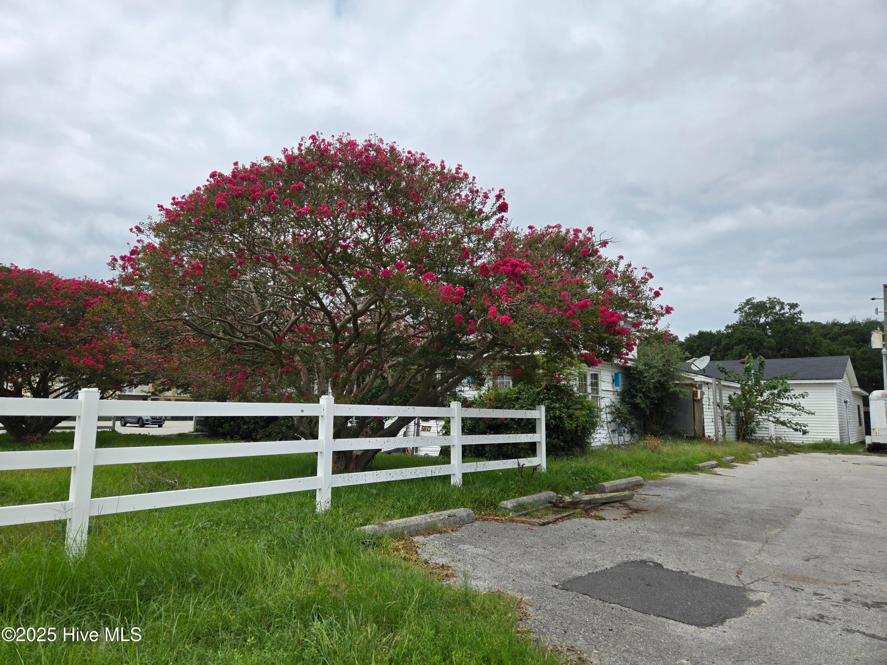3110 Bridges Street, Morehead City, NC 28557