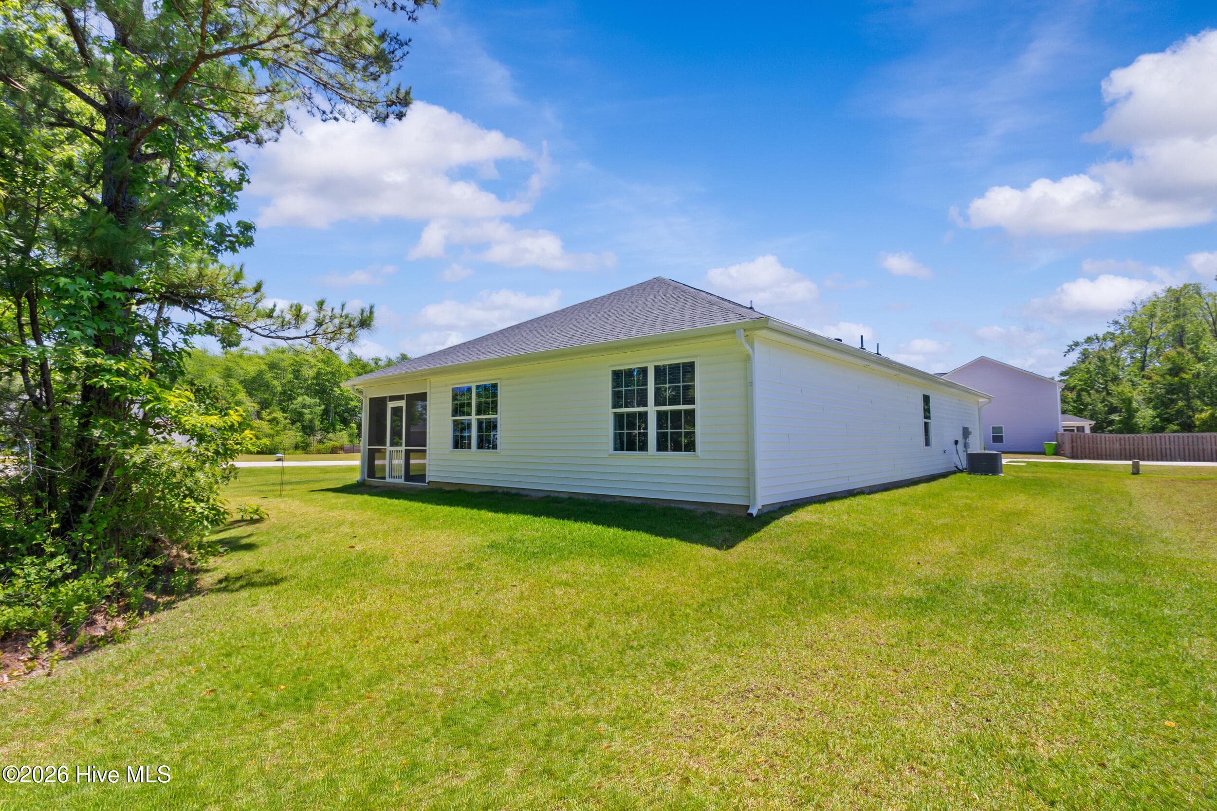 Single Family Residence at 849 Tuscarora Trail, Jacksonville, NC 28546, photo 37 of 45