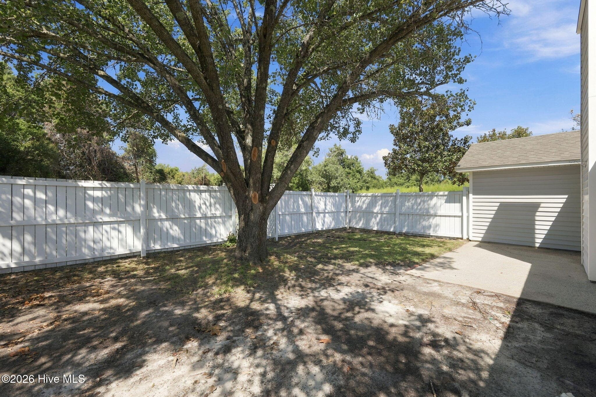 Single Family Residence at 4511 Rivershore Drive, New Bern, NC 28560, photo 16 of 52