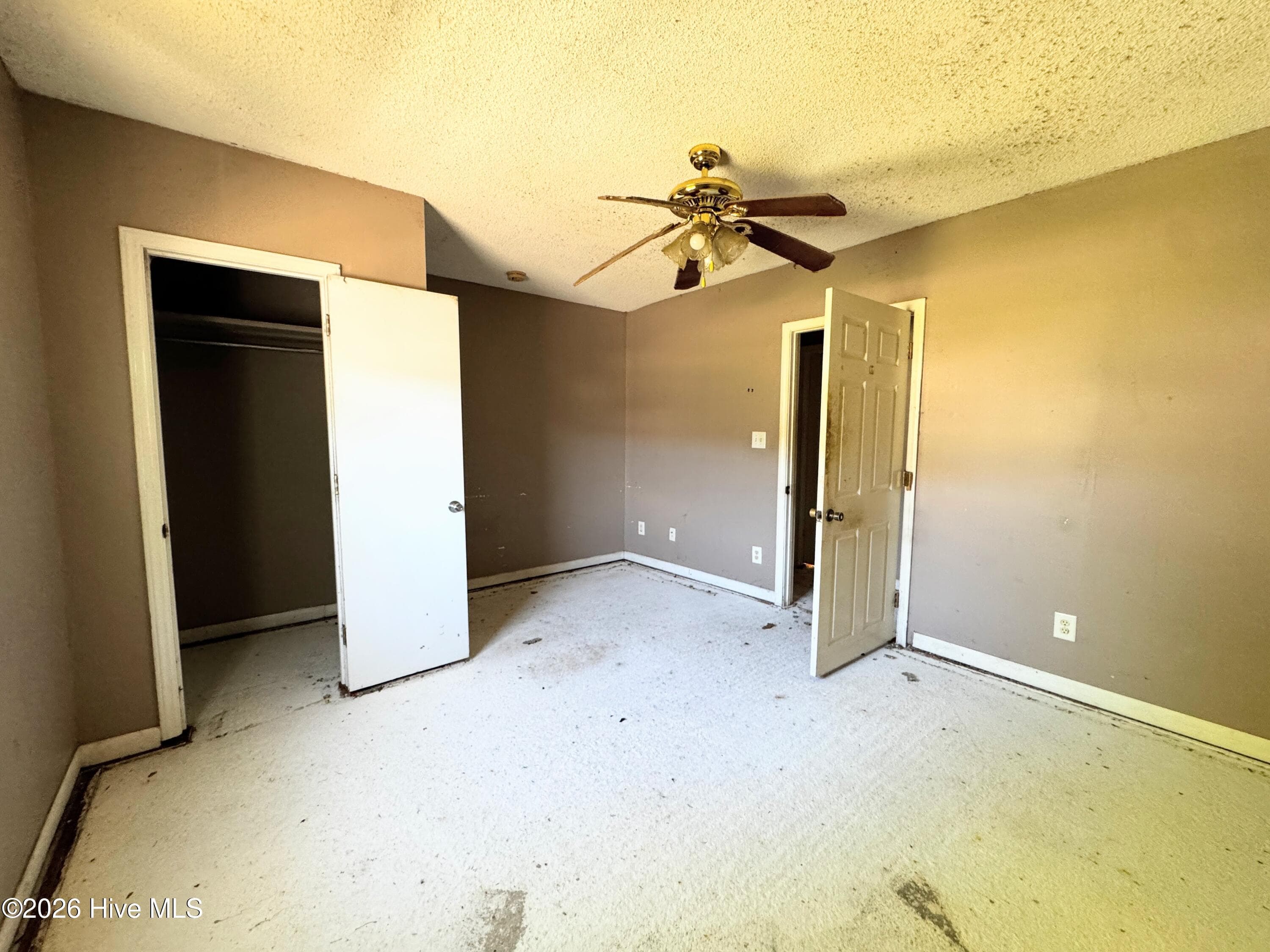 Single Family Residence at 739 Sloop Point Road, Hampstead, NC 28443, photo 20 of 32