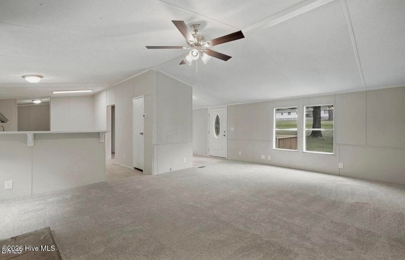 Manufactured Home at 116 Avon Lane, Newton Grove, NC 28366, photo 6 of 29