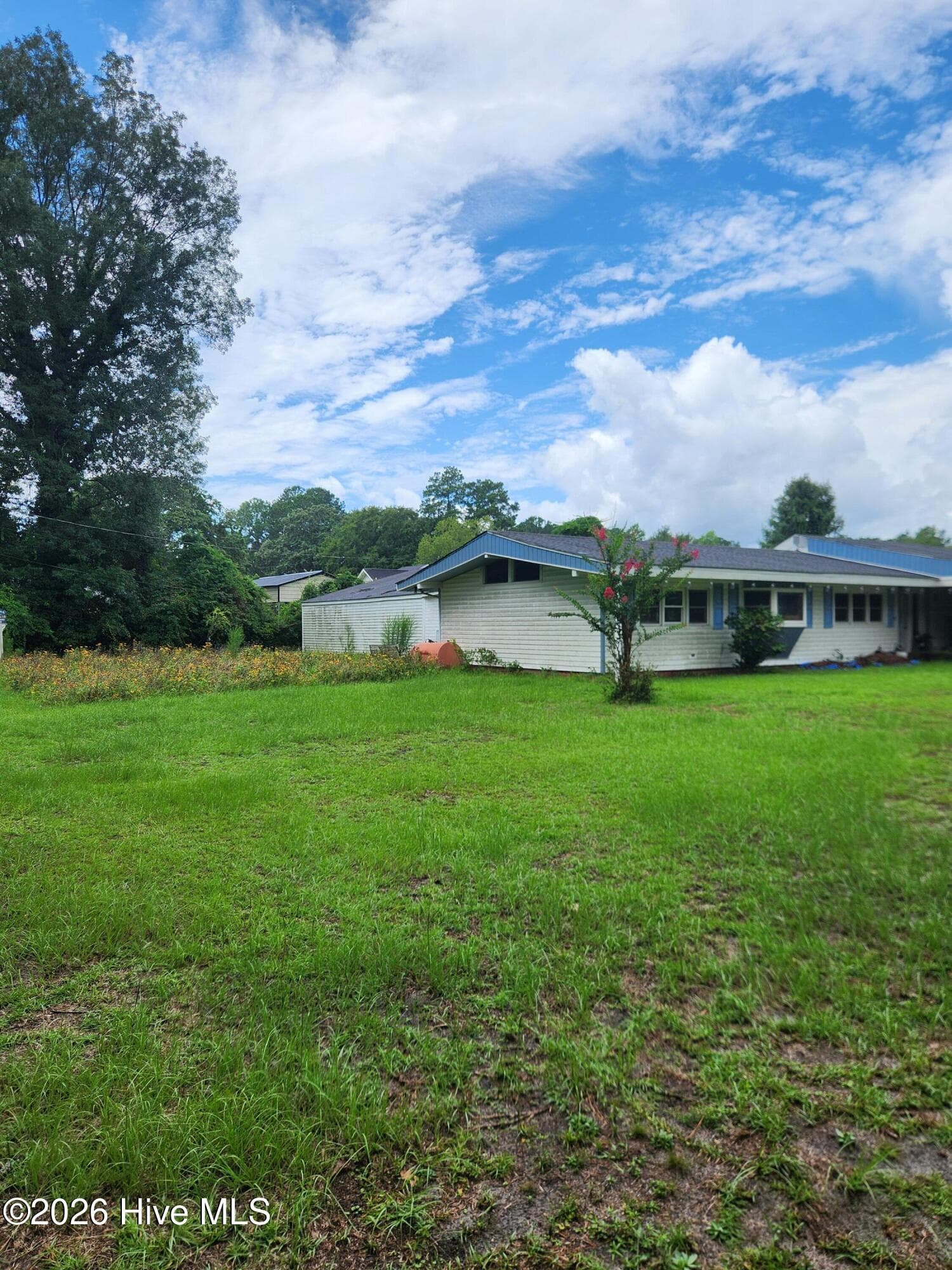 Single Family Residence at 6788 River Road, Washington, NC 27889, photo 3 of 3