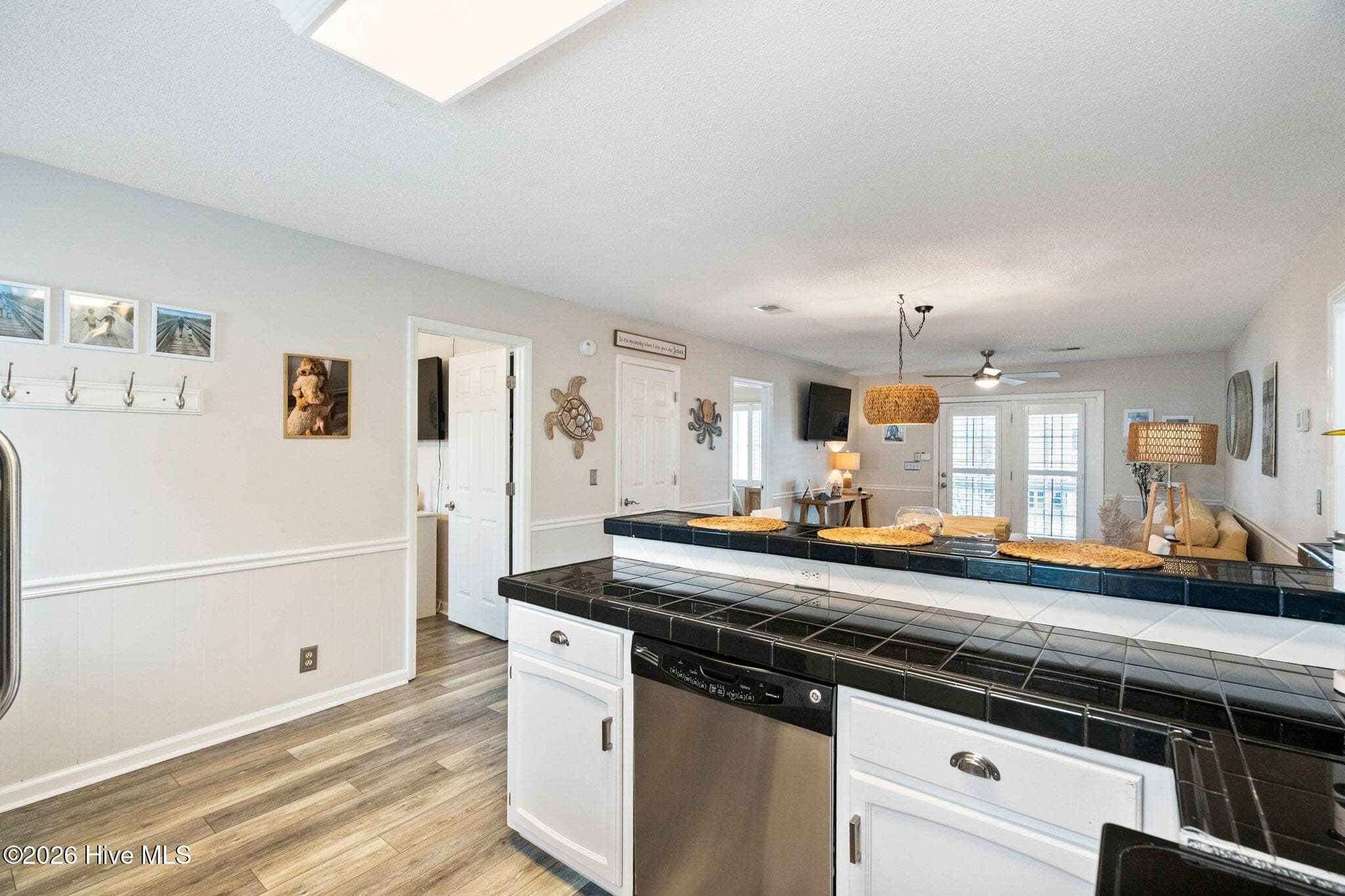 Single Family Residence at 417 4th Street, Sunset Beach, NC 28468, photo 12 of 41