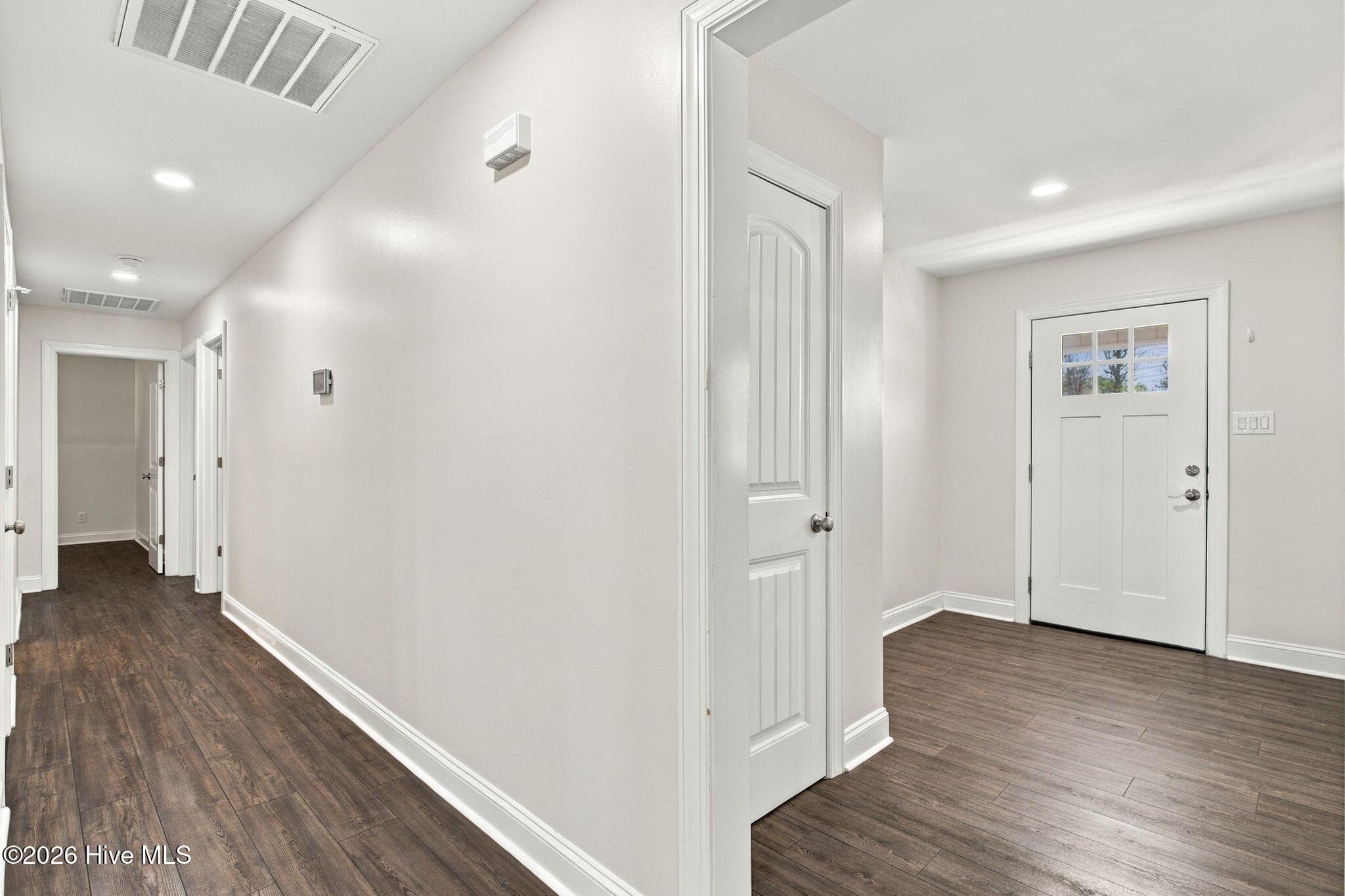 Single Family Residence at 5133 Clear Run Drive, Wilmington, NC 28403, photo 14 of 40