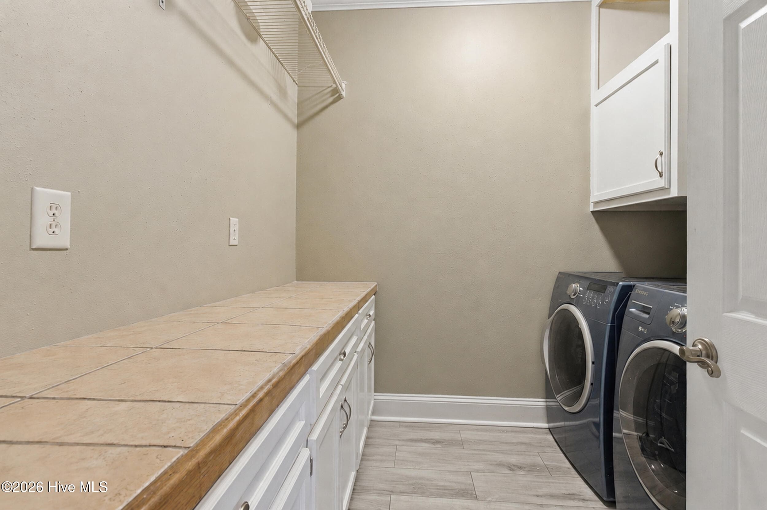 Laundry Room - 516 Long Point Road, Chocowinity, NC 27817