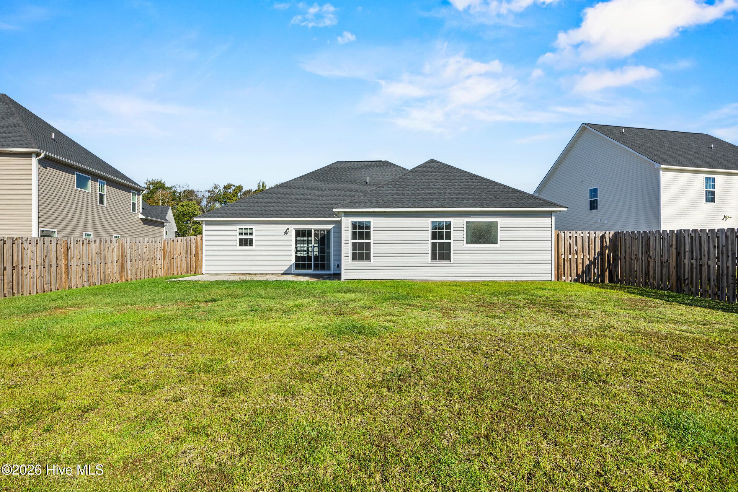 Single Family Residence at 496 Pebble Shore Drive, Sneads Ferry, NC 28460, Sneads Ferry, photo 34 of 48