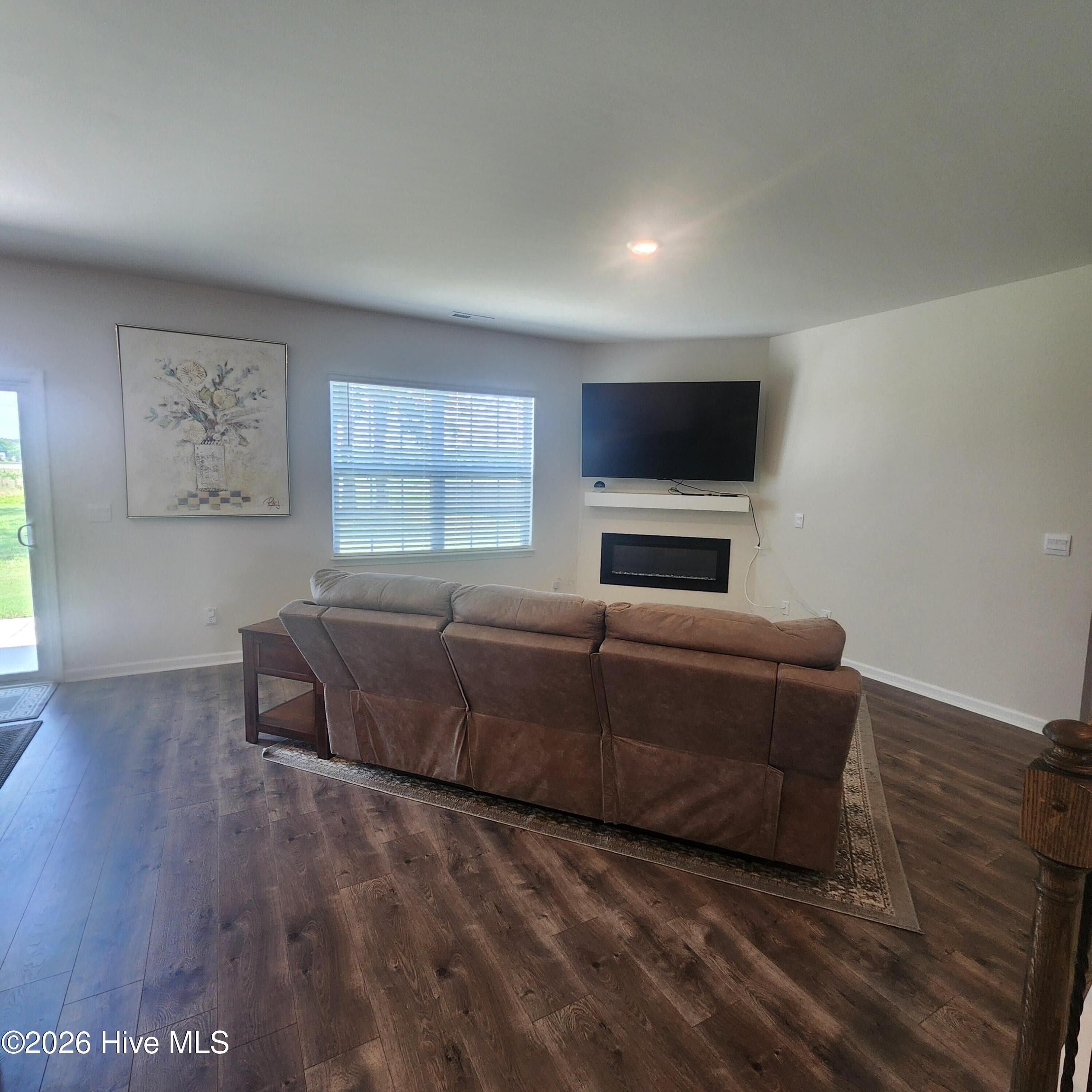 Single Family Residence at 1187 Queensland Lane, Ayden, NC 28513, photo 7 of 11