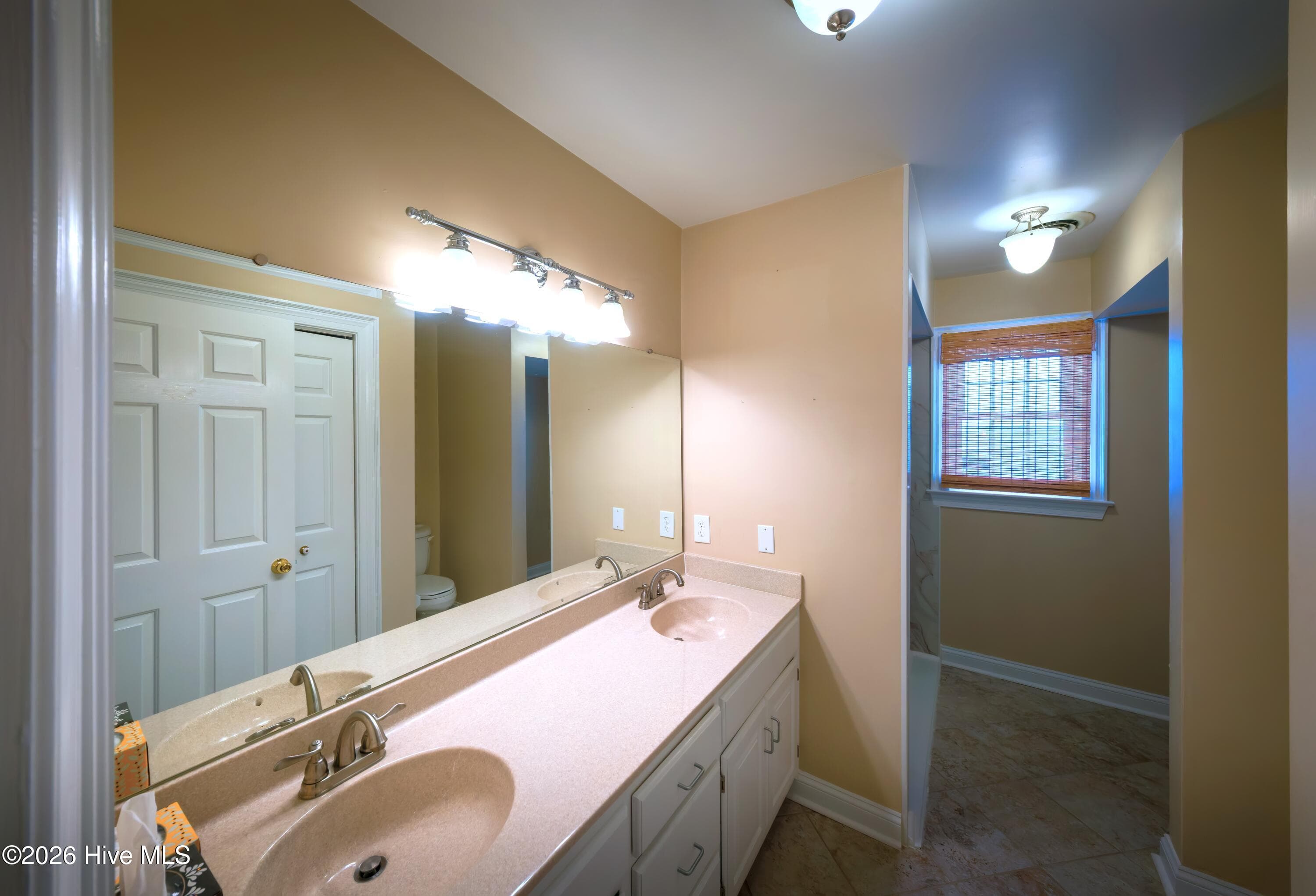 Dual sinks - 1008 Bateman Drive, Elizabeth City, NC 27909