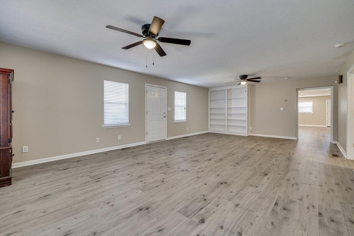 Single Family Residence at 2085 Hillsinger Road, Augusta, GA 30904, photo 14 of 42