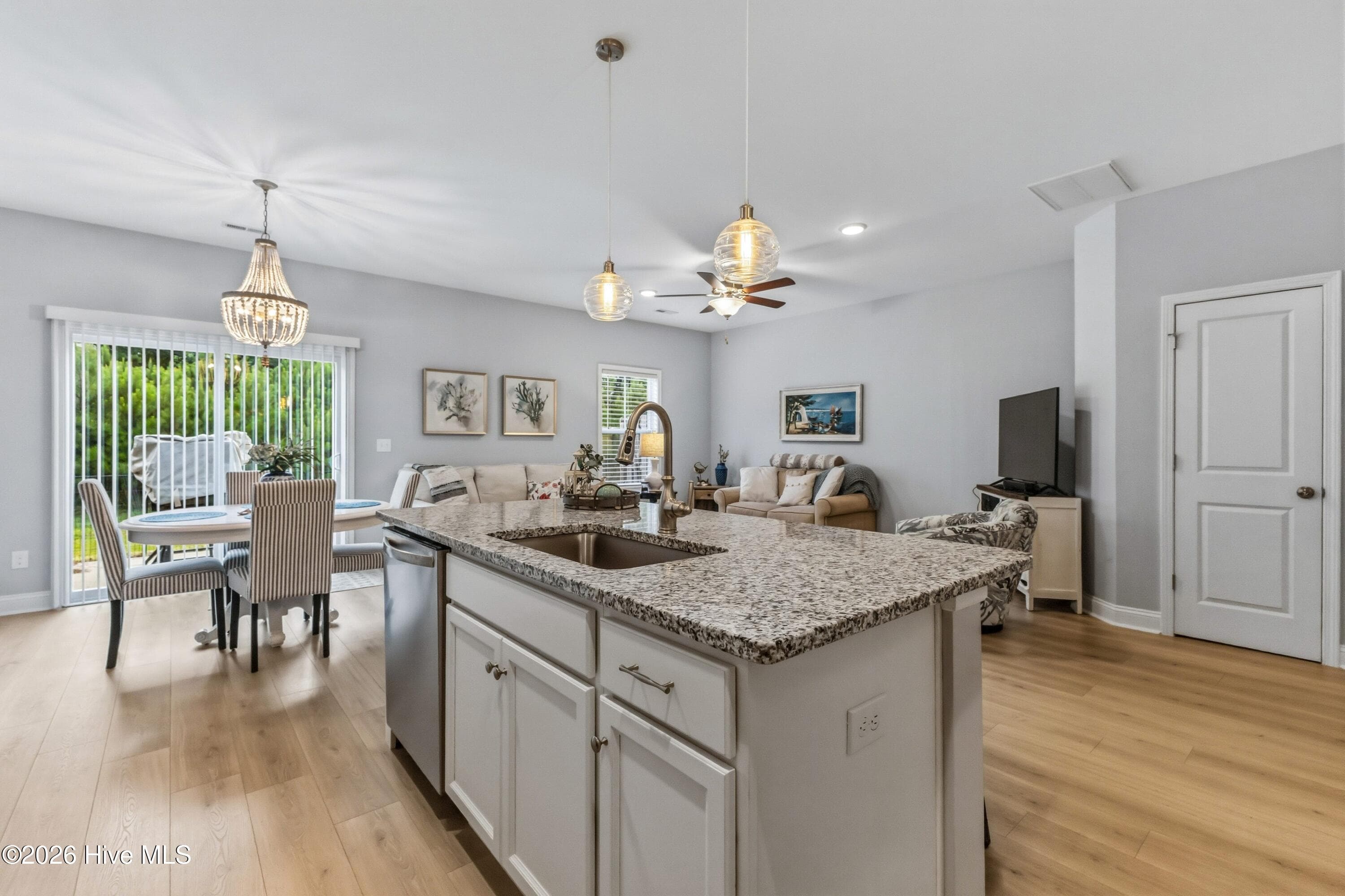 Townhouse at 1531 Grey Cliff, Wilmington, NC 28405, photo 16 of 32