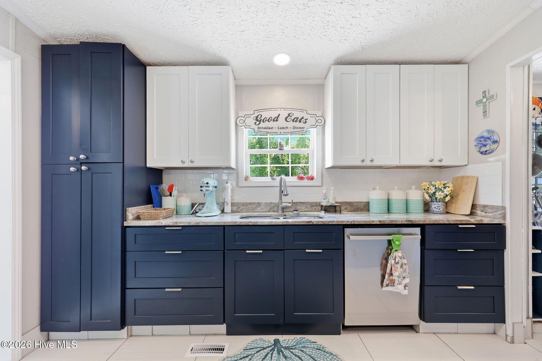 Manufactured Home at 202 Willis Drive, Harkers Island, NC 28531, Harkers Island, photo 30 of 48