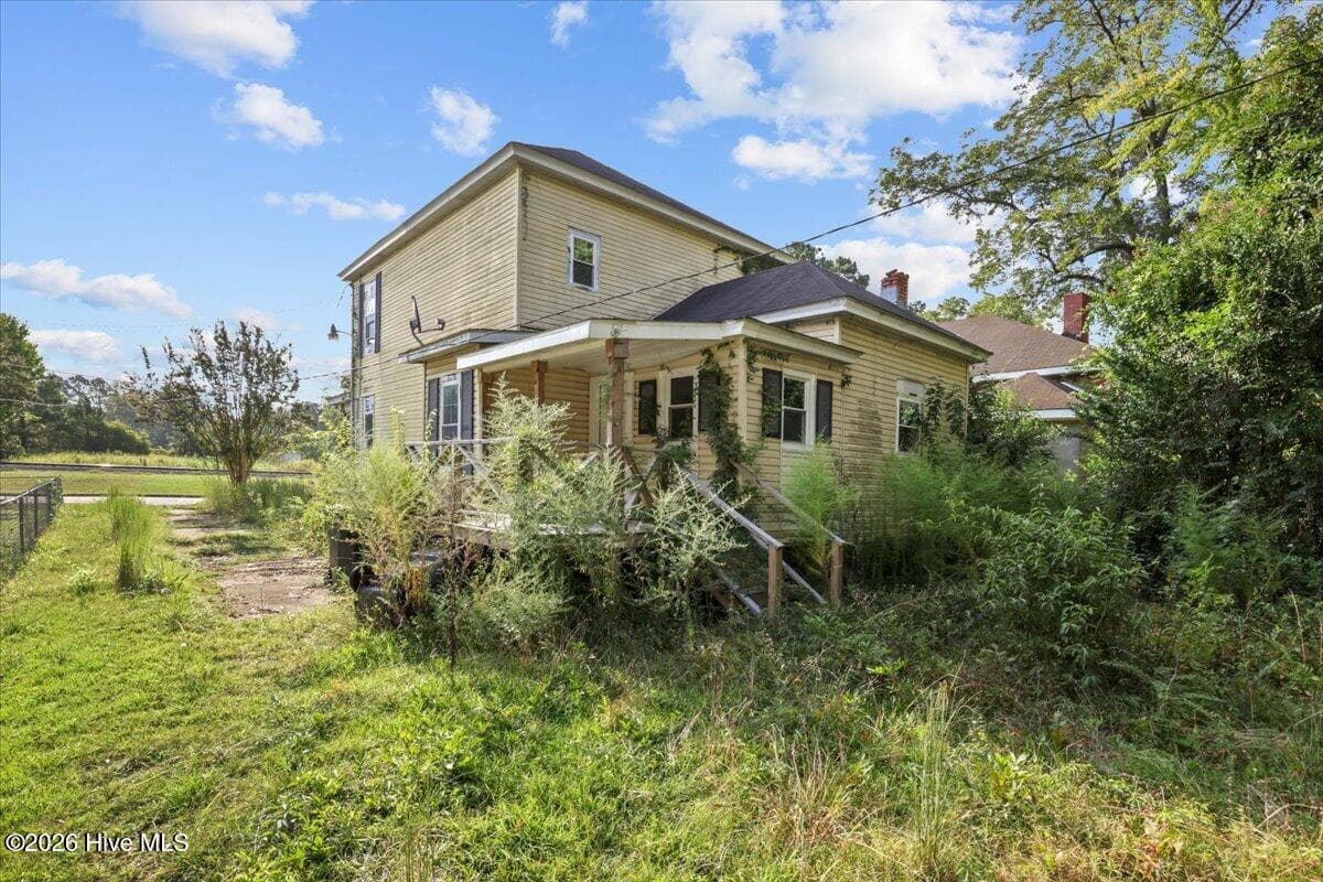 Single Family Residence at 117 S Georgia Avenue, Goldsboro, NC 27530, photo 17 of 18