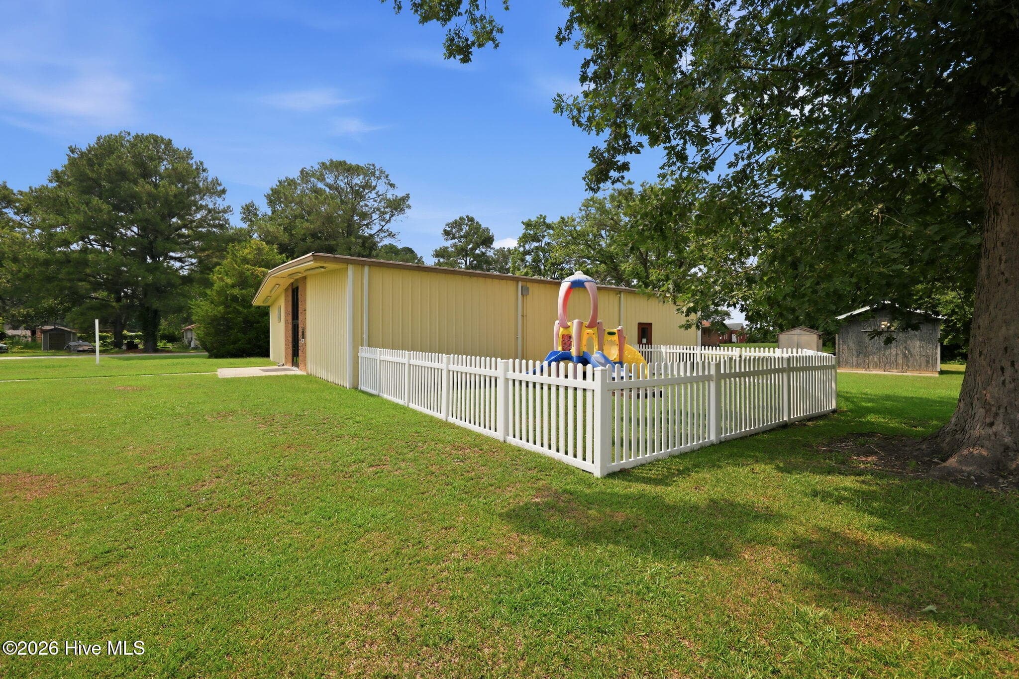 Commercial Sale at 2611 Fire House Road, Greenville, NC 27834, photo 4 of 5