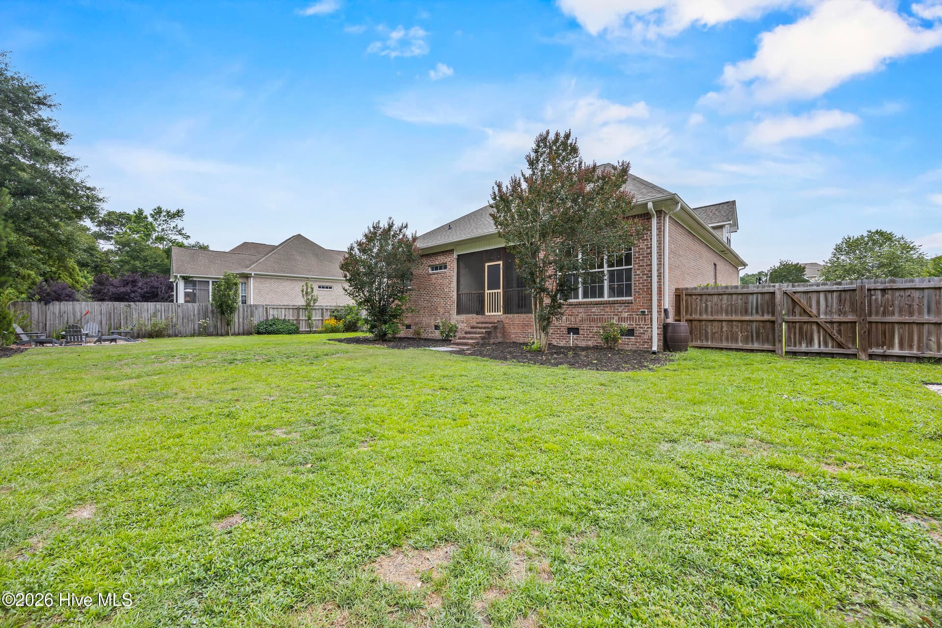Single Family Residence at 322 Lockerby Lane, Wilmington, NC 28411, photo 11 of 94