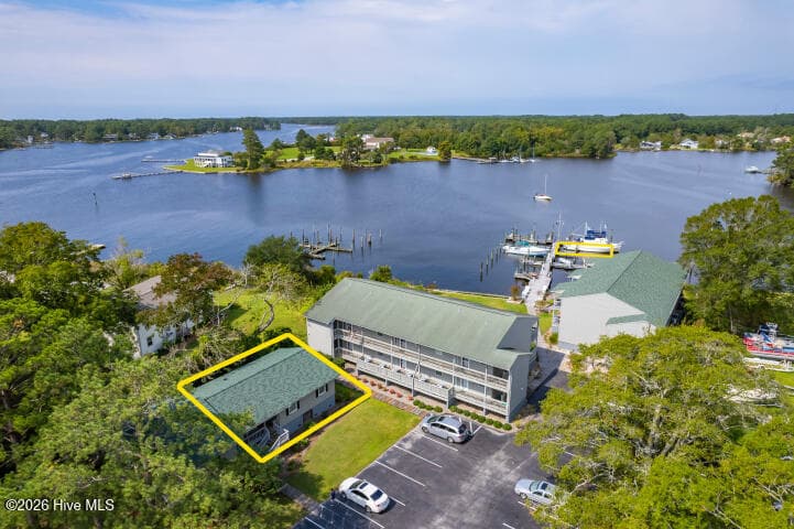 303 Midyette Street C13, Oriental, NC 28571
