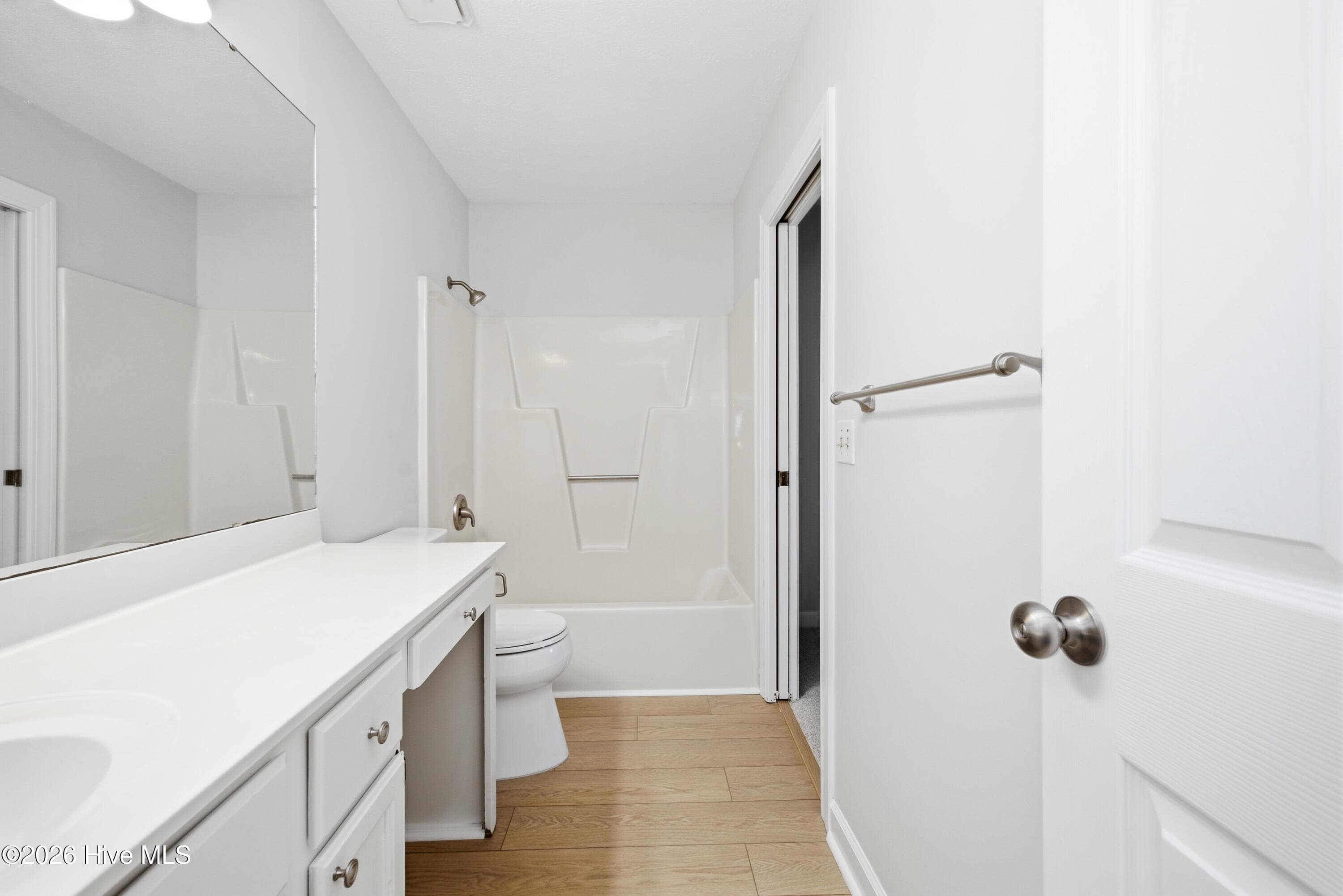 Townhouse at 323 Wimbledon Court, Wilmington, NC 28412, Wilmington, photo 31 of 41