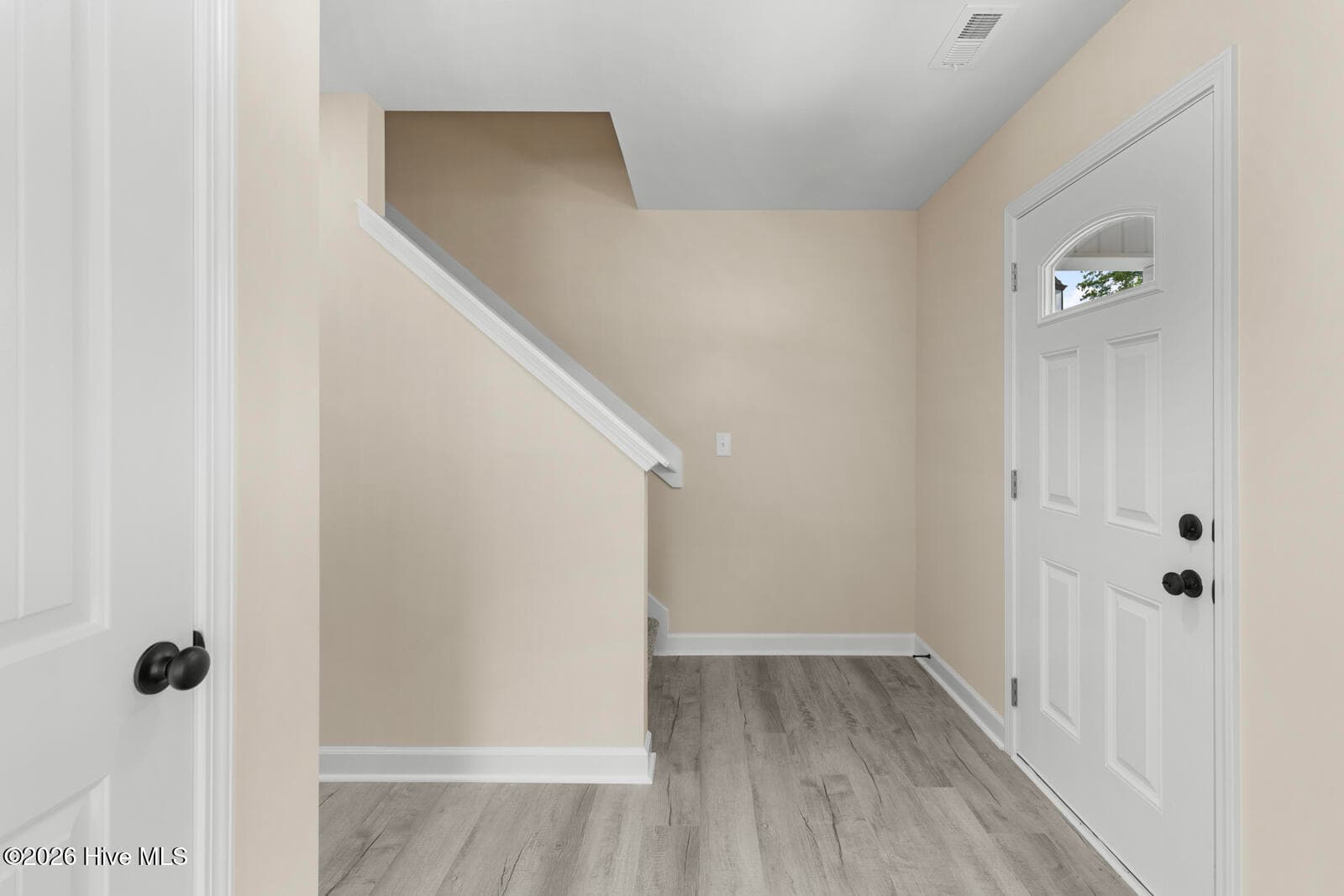 Single Family Residence at 1246 Old Maplehurst Road, Jacksonville, NC 28540, photo 6 of 32