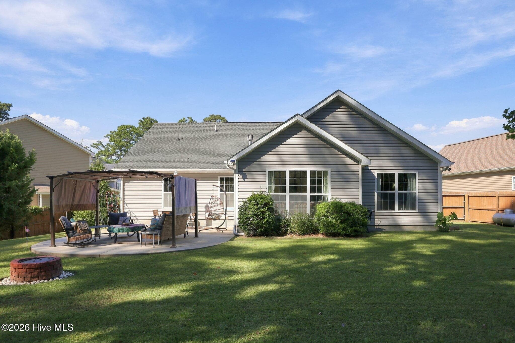 Single Family Residence at 613 Rockland Drive, Greenville, NC 27858, photo 3 of 5