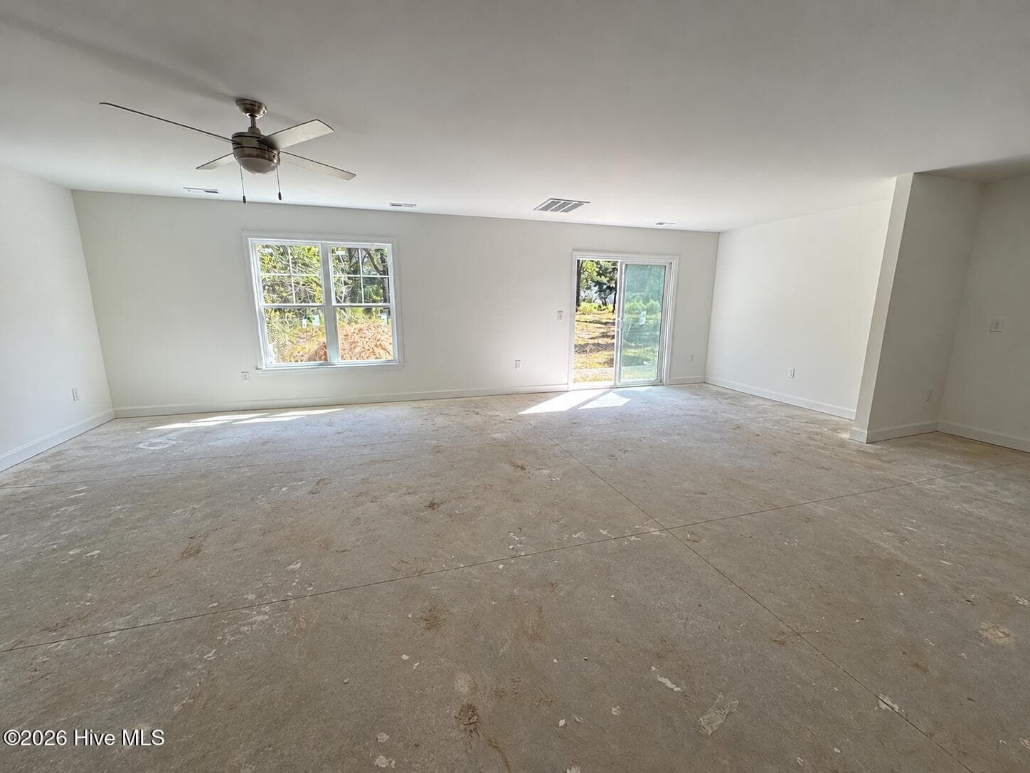 Single Family Residence at 159 Haws Run Road, Jacksonville, NC 28540, photo 2 of 6