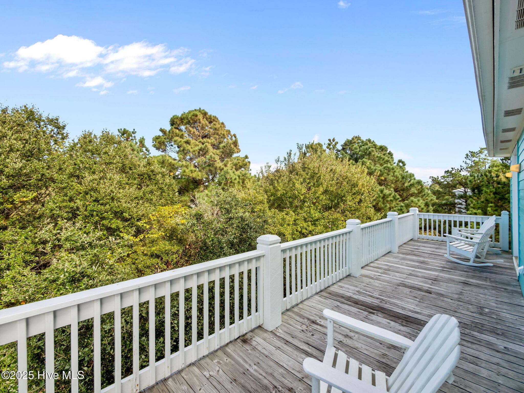 Single Family Residence at 9902 Colonel Hanson Court, Emerald Isle, NC 28594, photo 25 of 56