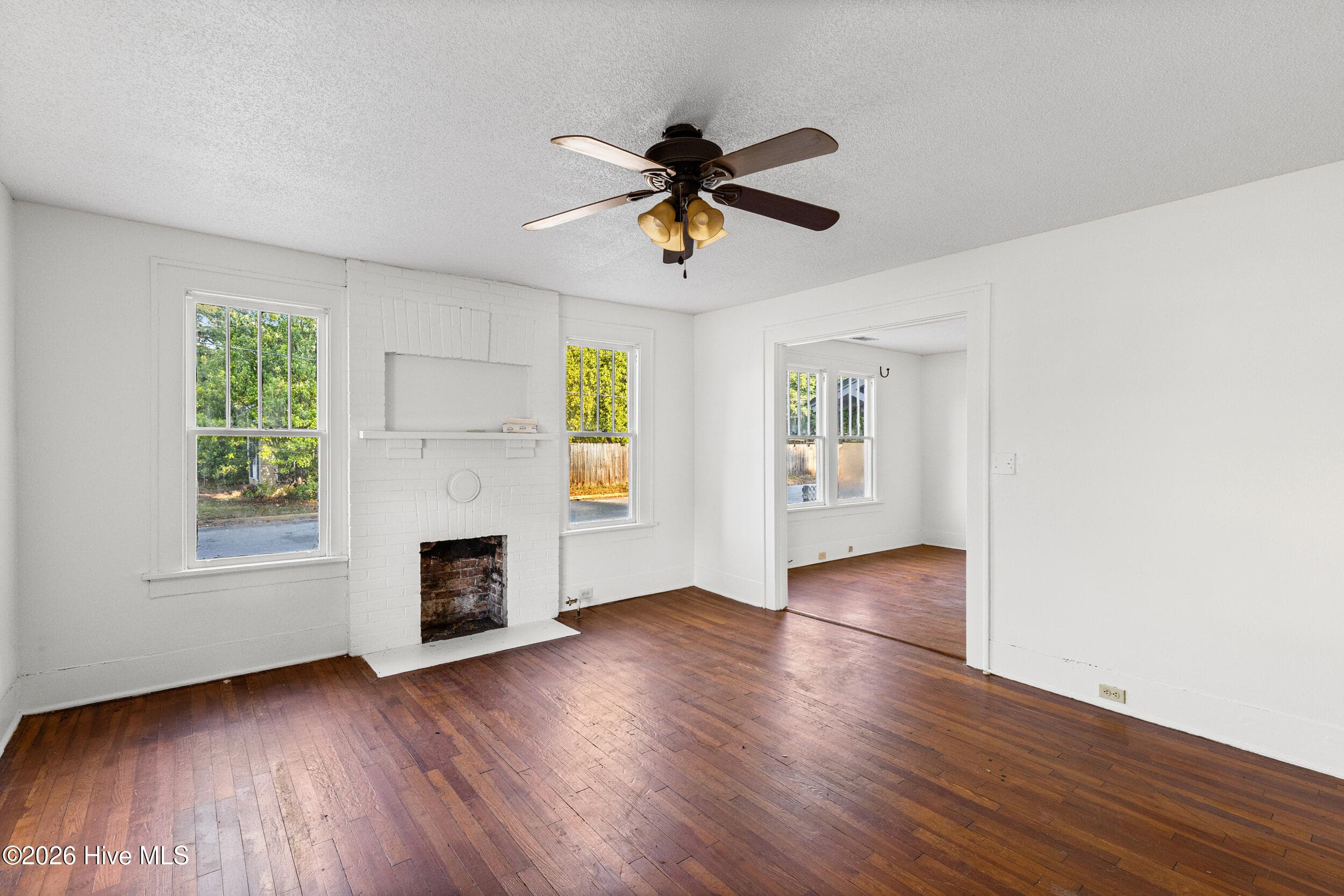 Single Family Residence at 2517 Wrightsboro Road, Augusta, GA 30904, photo 7 of 62