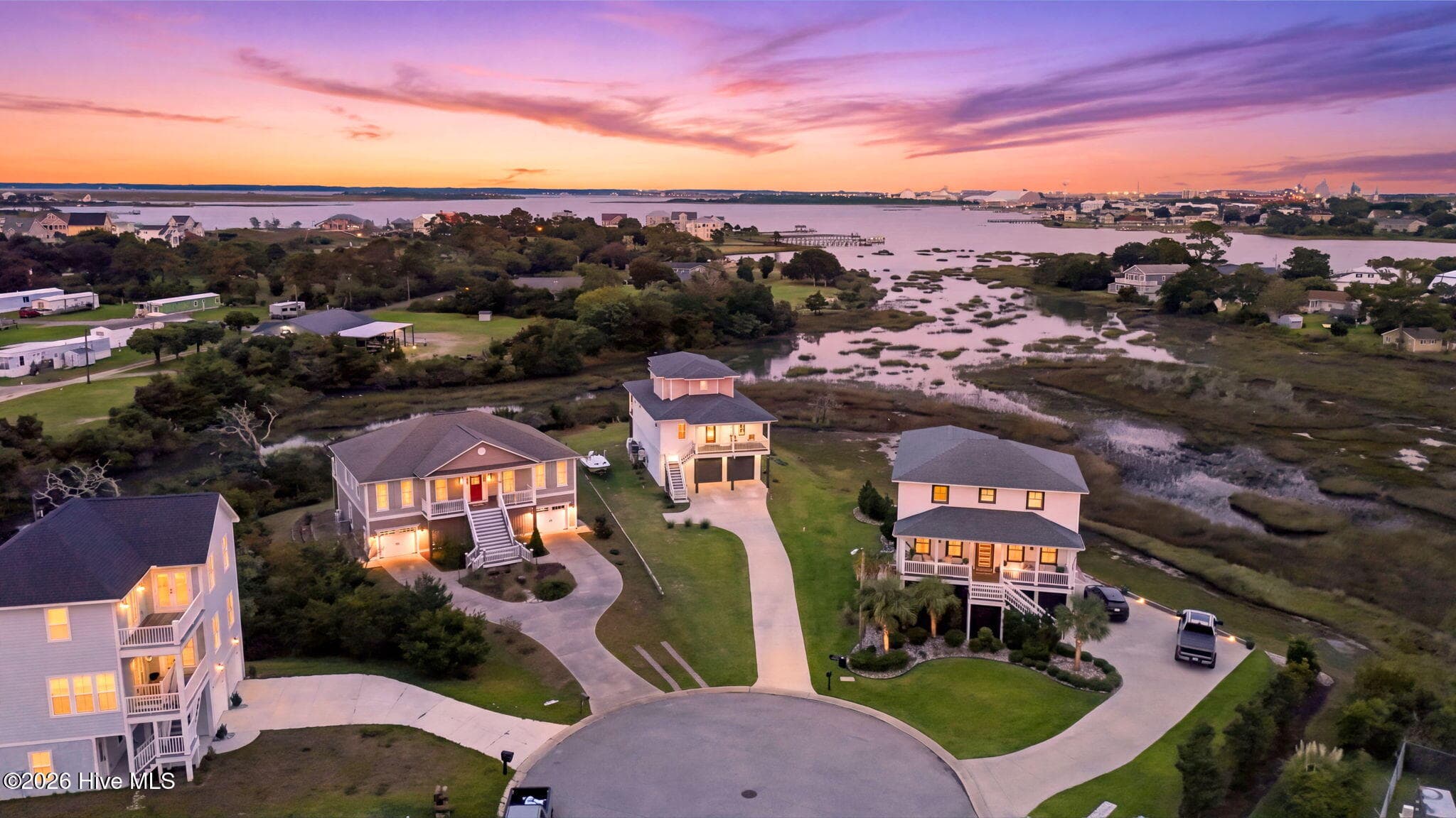 Single Family Residence at 916 Calamanda Court, Morehead City, NC 28557, Morehead City, photo 5 of 63