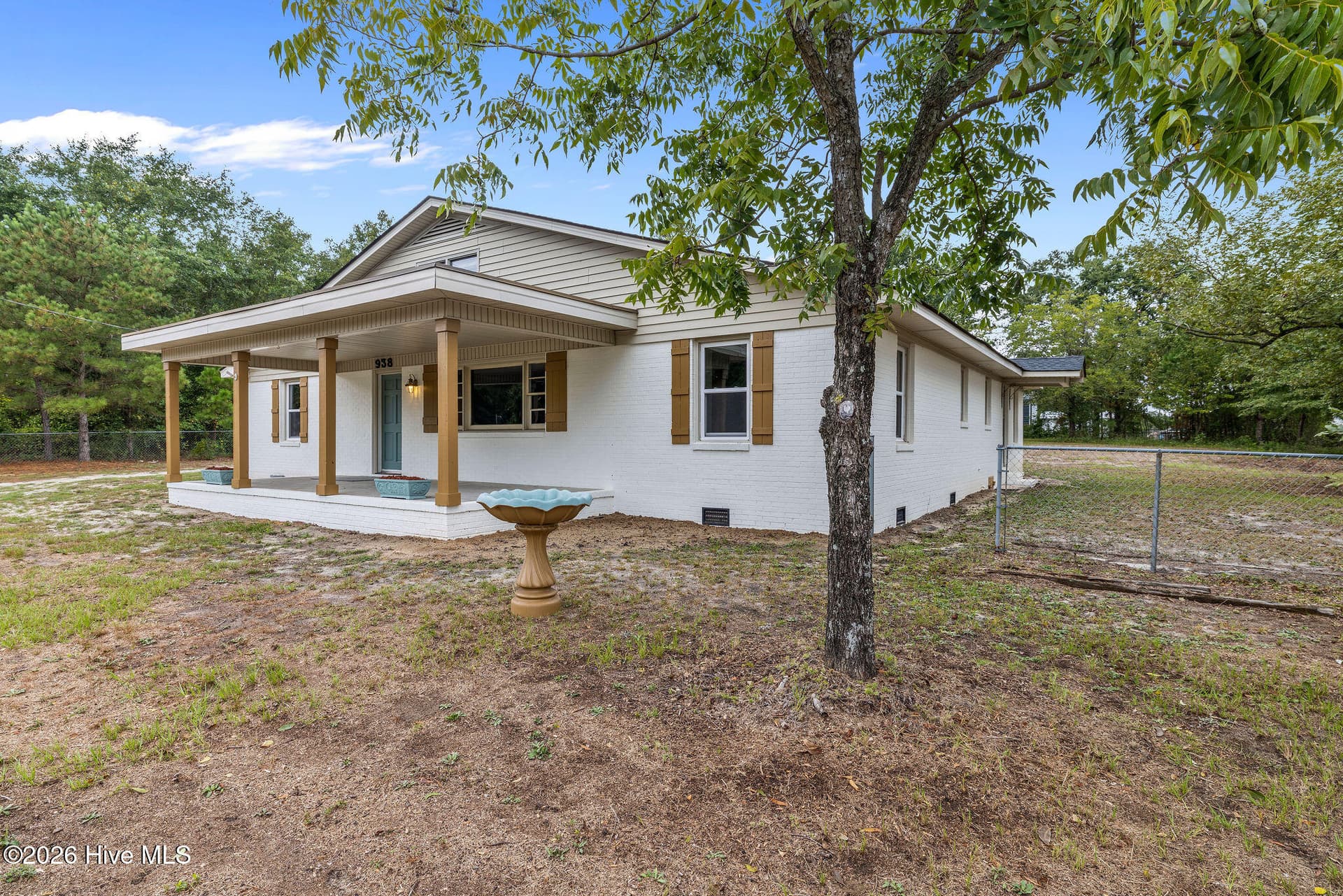 Single Family Residence at 938 Old Grantham Road, Goldsboro, NC 27530, photo 3 of 43