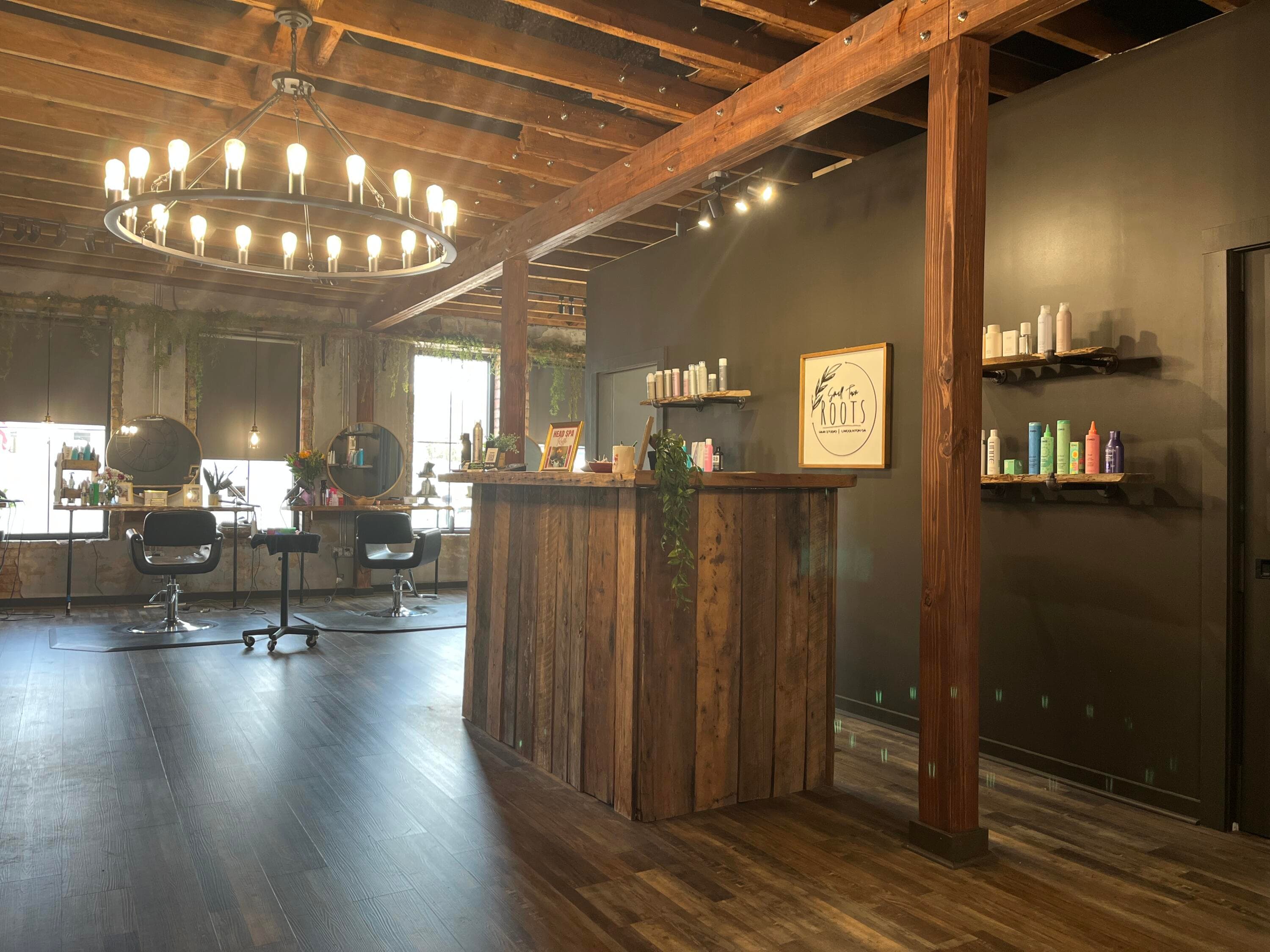 Salon - 105 Washington Street, Lincolnton, GA 30817