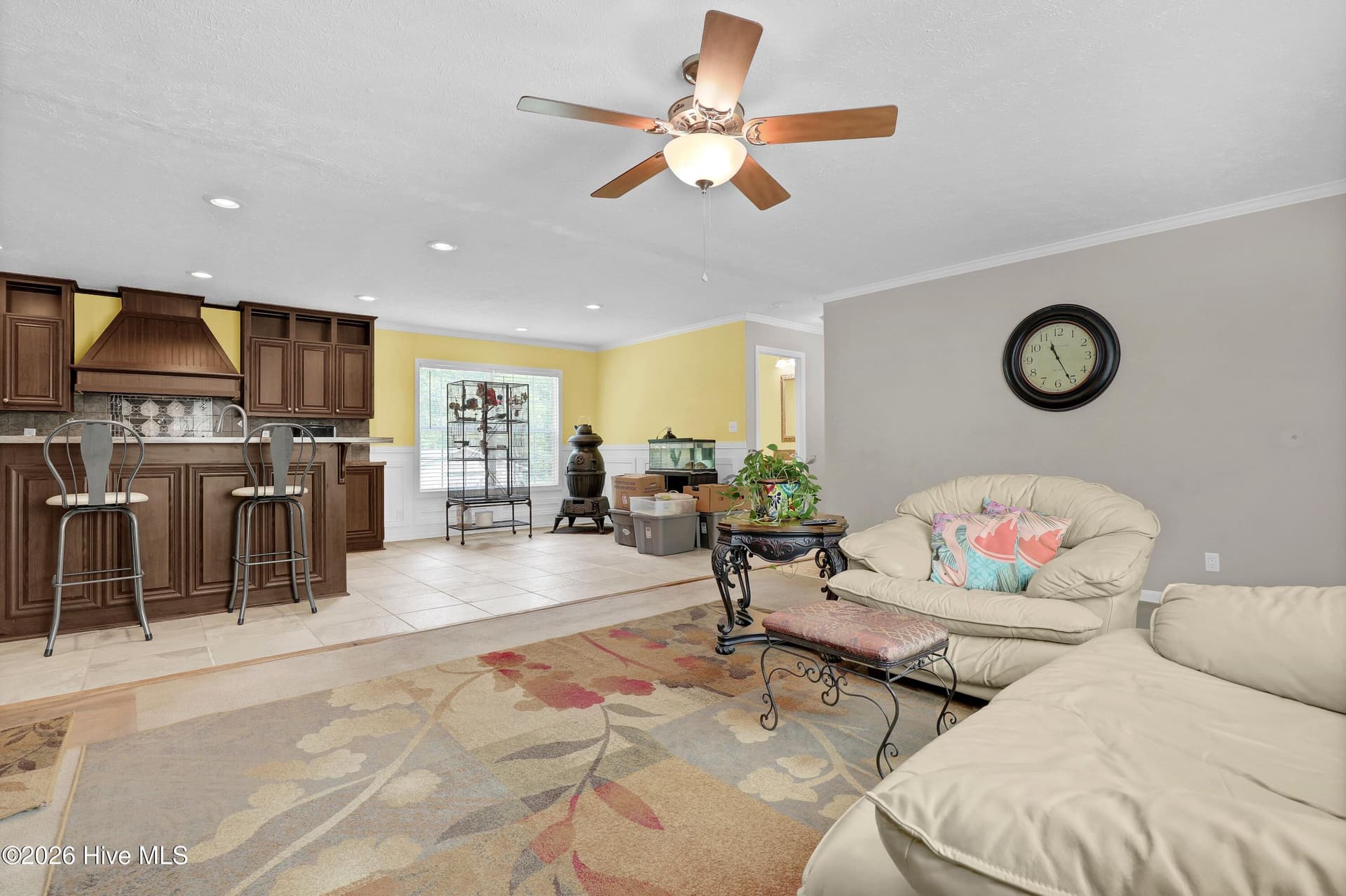Manufactured Home at 570 King Drive, Hampstead, NC 28443, photo 7 of 40