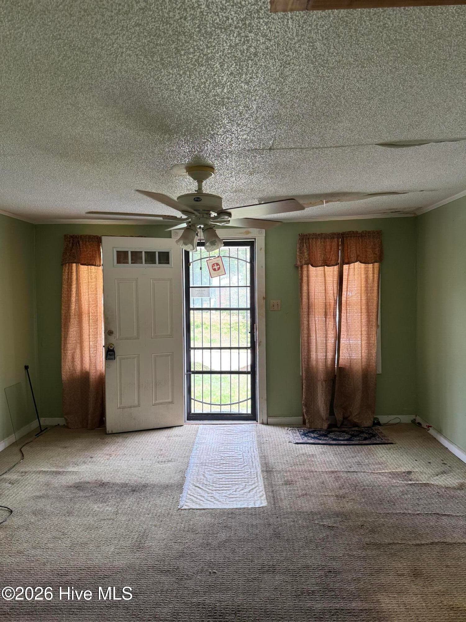 Single Family Residence at 300 Dr Martin Luther King Jr Avenue, Edenton, NC 27932, photo 2 of 10