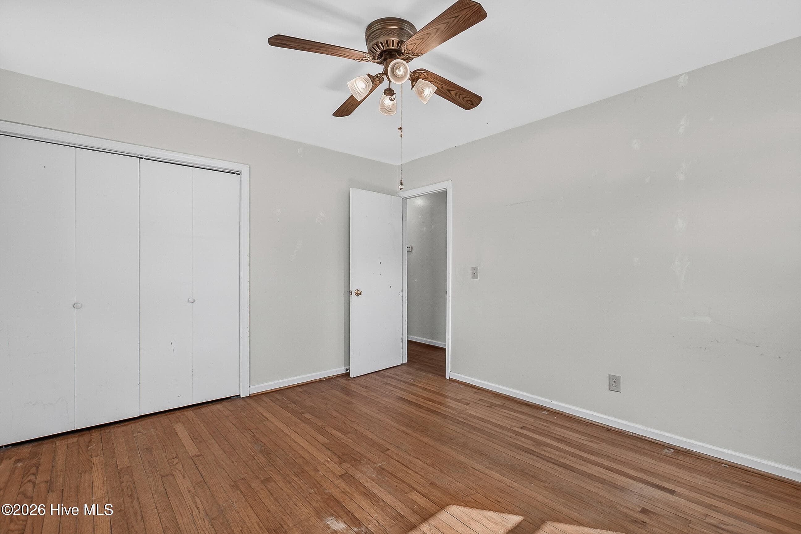 Single Family Residence at 115 Shamrock Drive, Jacksonville, NC 28540, photo 21 of 38