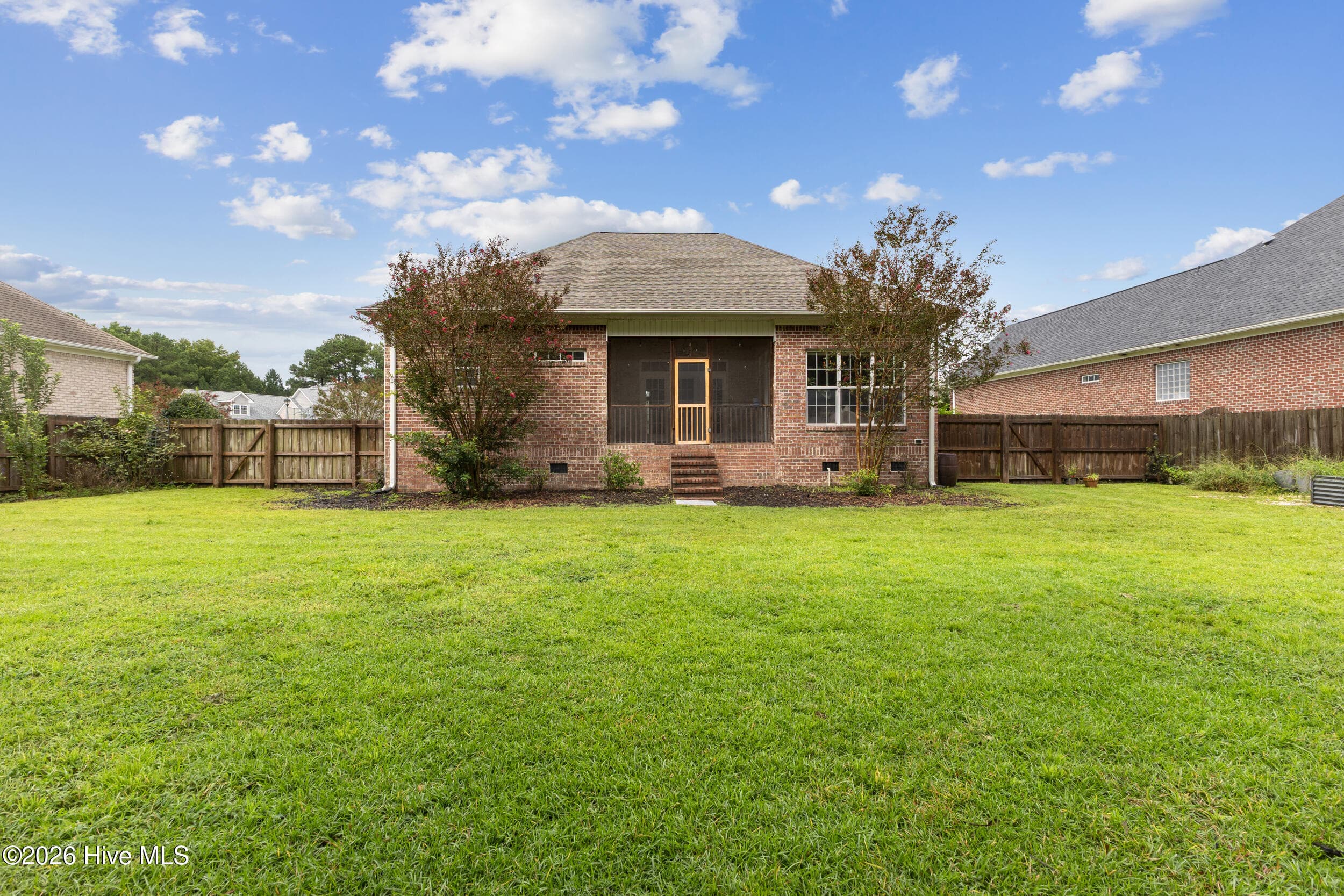 Single Family Residence at 322 Lockerby Lane, Wilmington, NC 28411, photo 5 of 6
