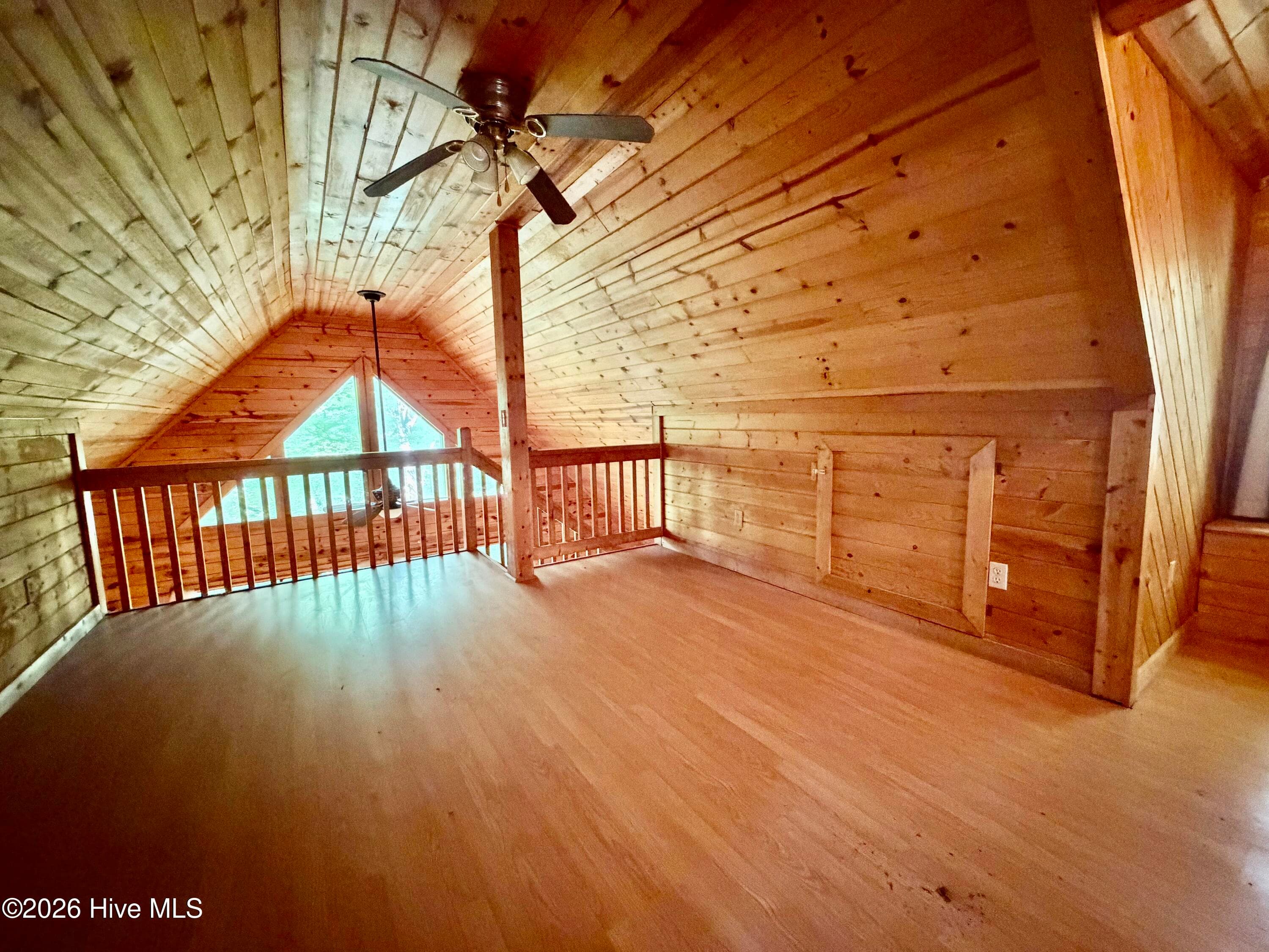 Single Family Residence at 441 Shields Creek Road, Topton, NC 28781, photo 5 of 63