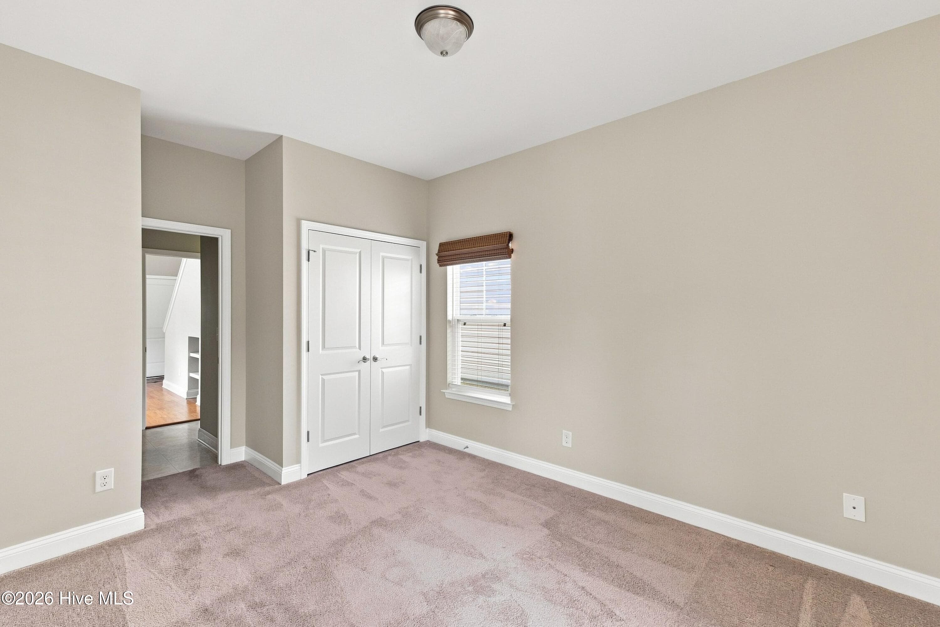 Single Family Residence at 8023 Sweetgrass Court, Wilmington, NC 28412, photo 16 of 33
