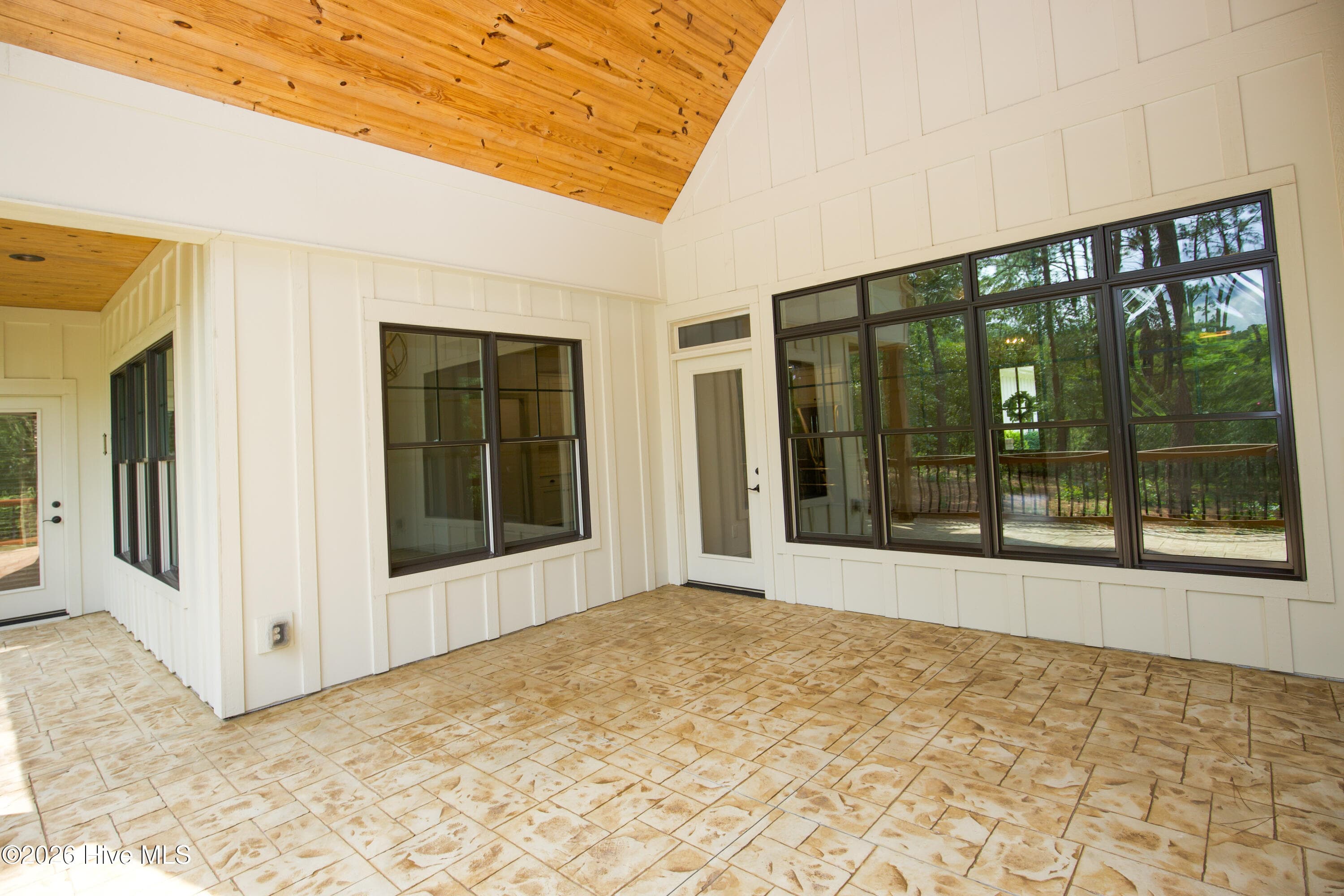 Single Family Residence at 102 Greystones Court, Pinehurst, NC 28374, photo 31 of 65