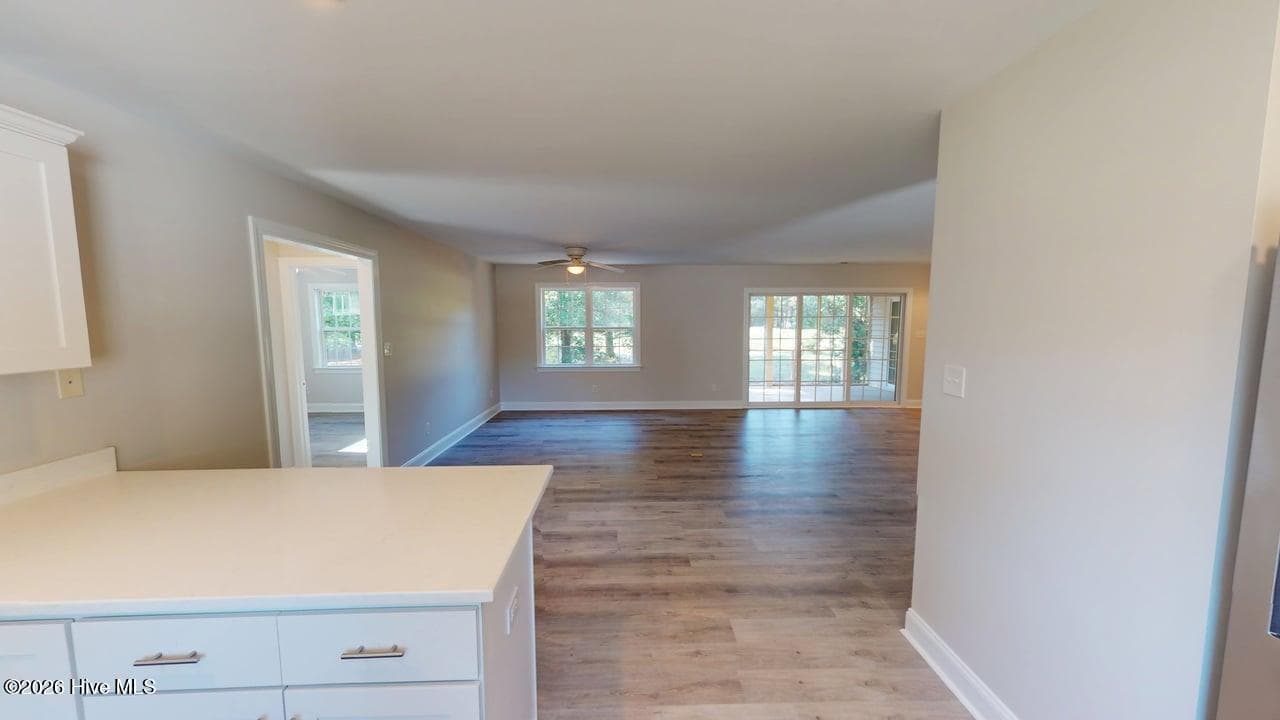 Single Family Residence at 1114 Barkentine Drive, New Bern, NC 28560, photo 24 of 66