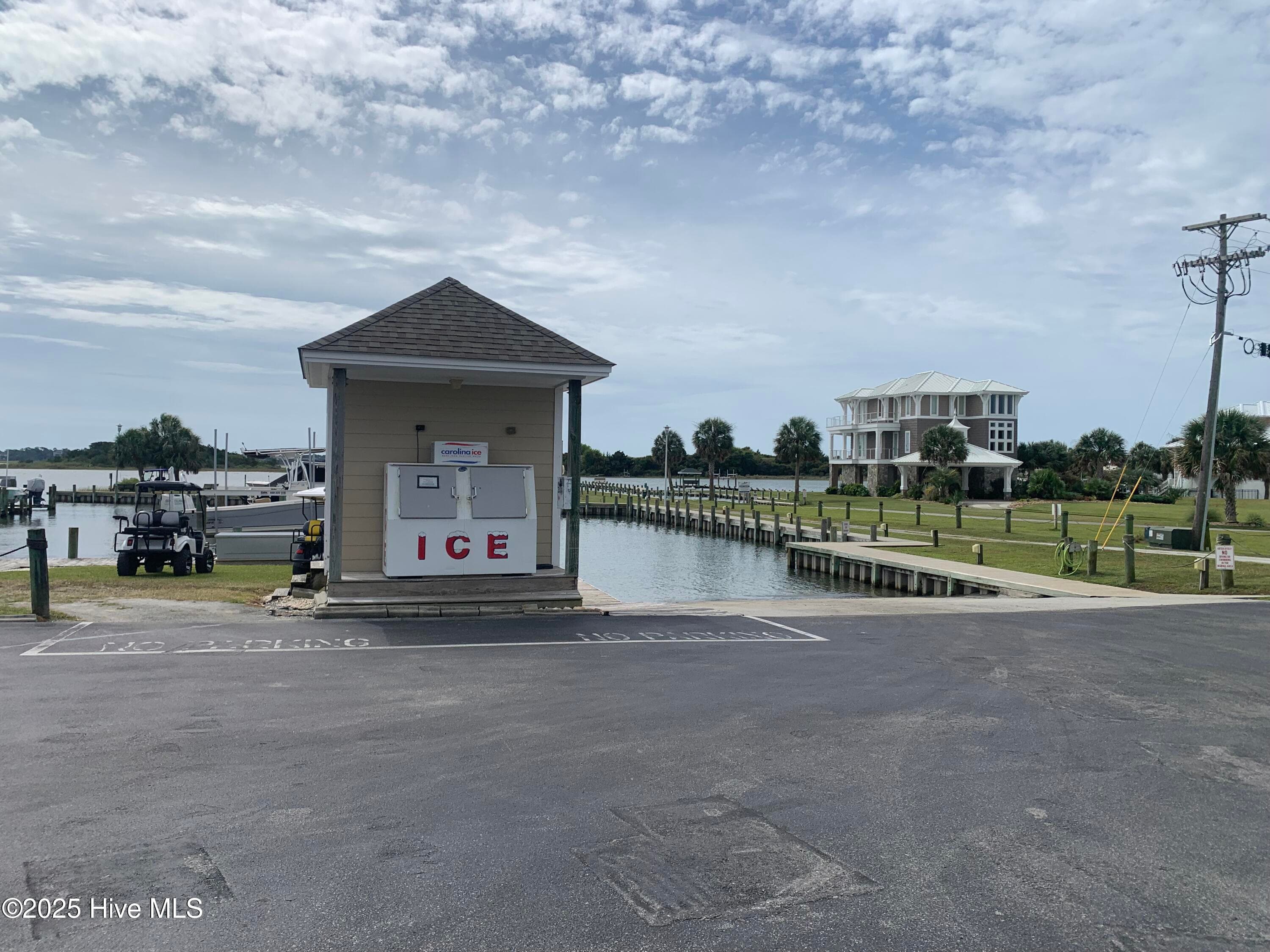 Condominium at 650 Cedar Point Boulevard C 31, Cedar Point, NC 28584, photo 9 of 43