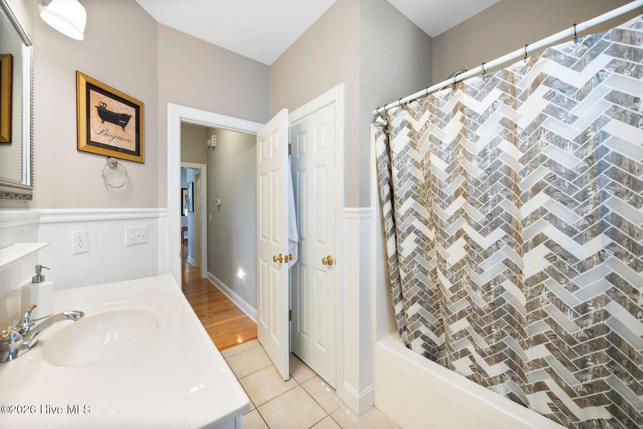 BATHROOM 2 (downstairs) - 2807 Inverness Circle SE, Southport, NC 28461