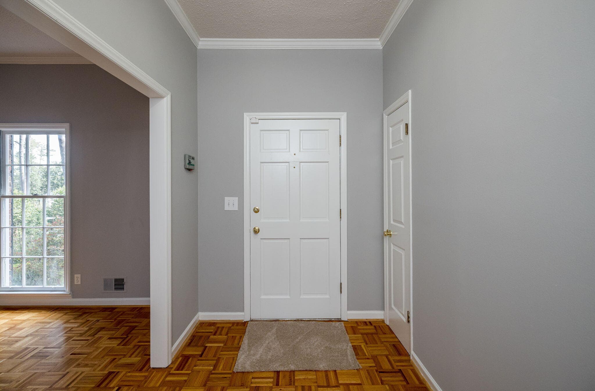 Single Family Residence at 513 Henderson Drive, Augusta, GA 30909, photo 4 of 55