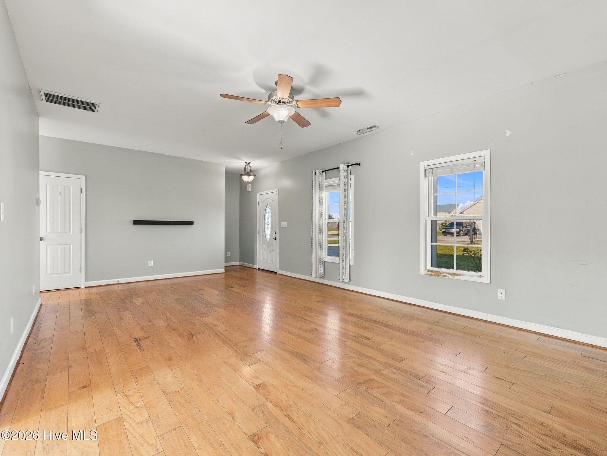 Single Family Residence at 203 Chestwood Drive, Hubert, NC 28539, photo 10 of 48