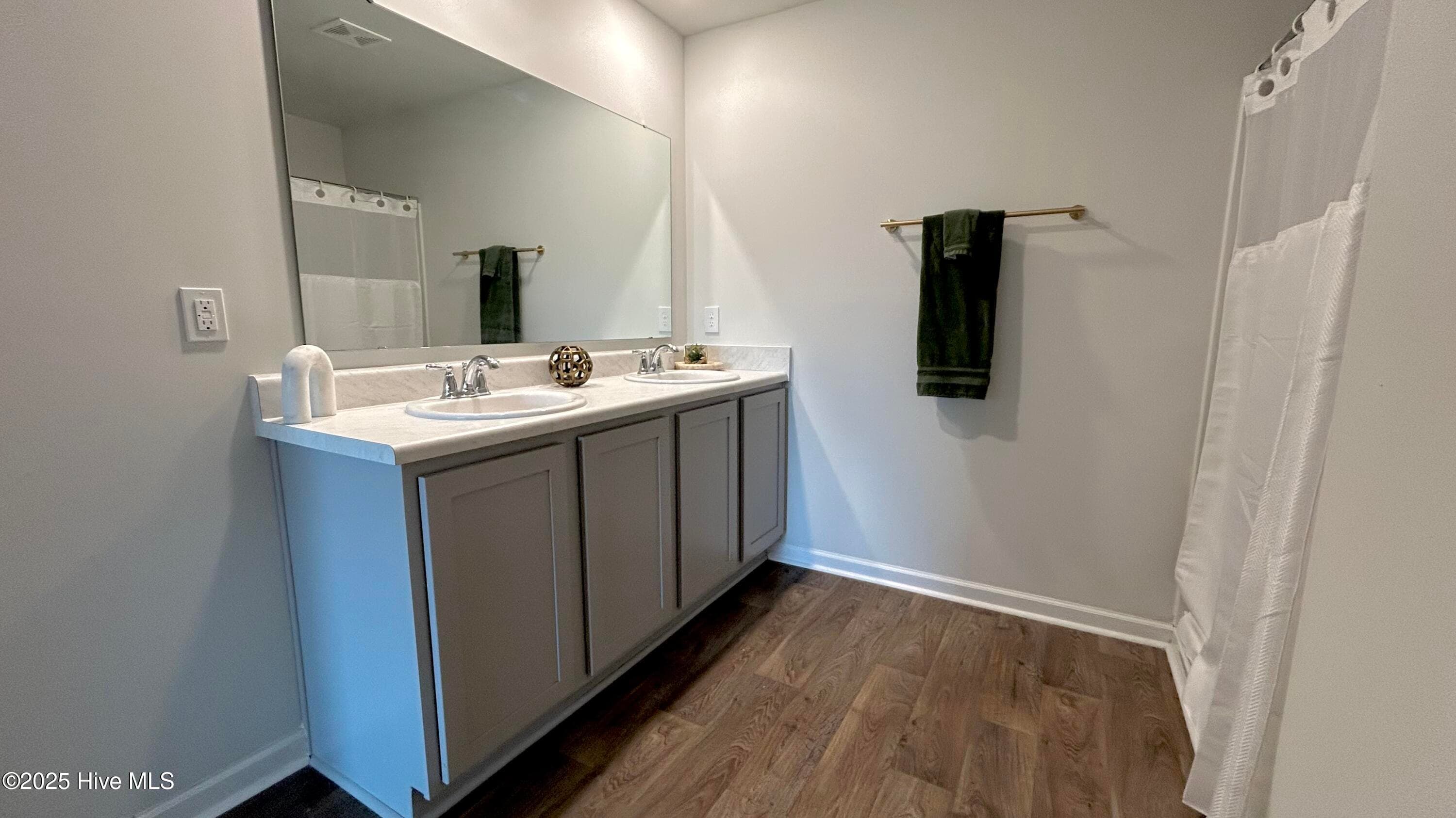 Single Family Residence at 1146 King Eider Way, Winnabow, NC 28479, photo 19 of 37