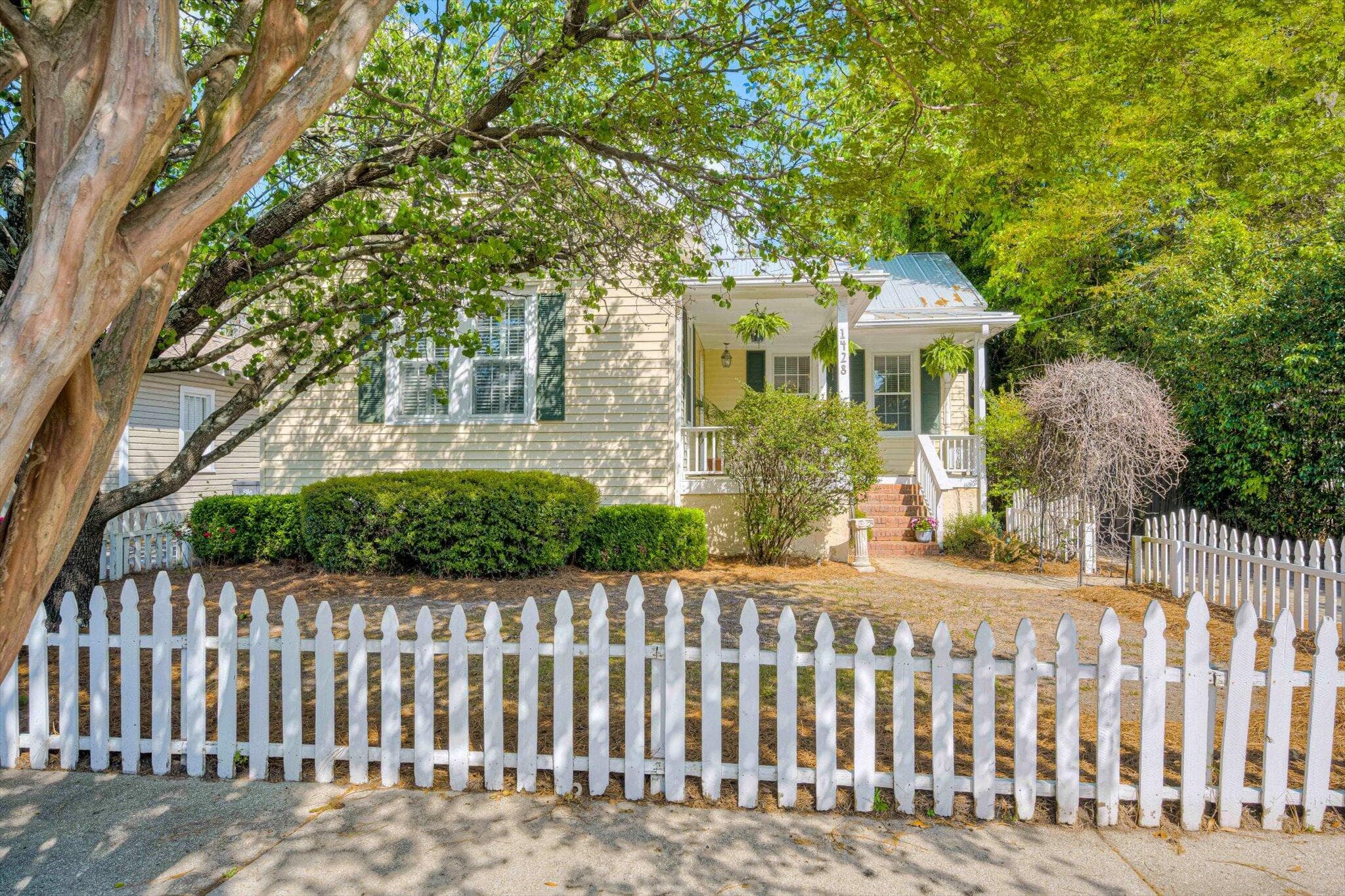 Single Family Residence at 1428 Stovall Street, Augusta, GA 30904, photo 2 of 43