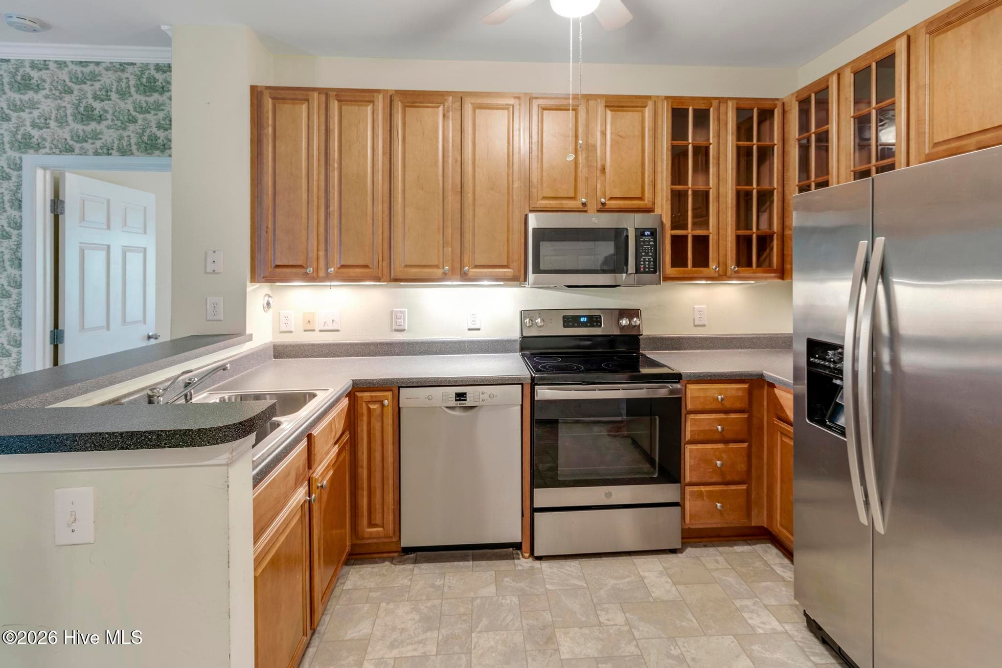 Condominium at 3909 Botsford Court Unit 103, Wilmington, NC 28412, photo 31 of 95