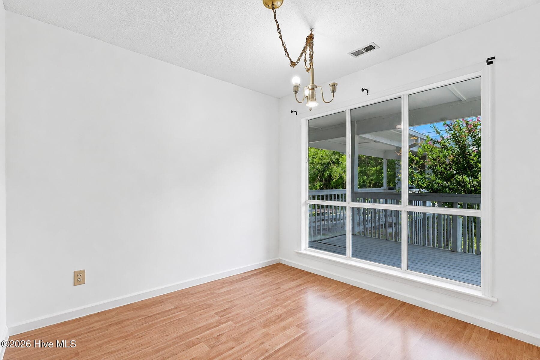 Condominium at 4621 Timbermill Court 304, Raleigh, NC 27612, photo 13 of 25
