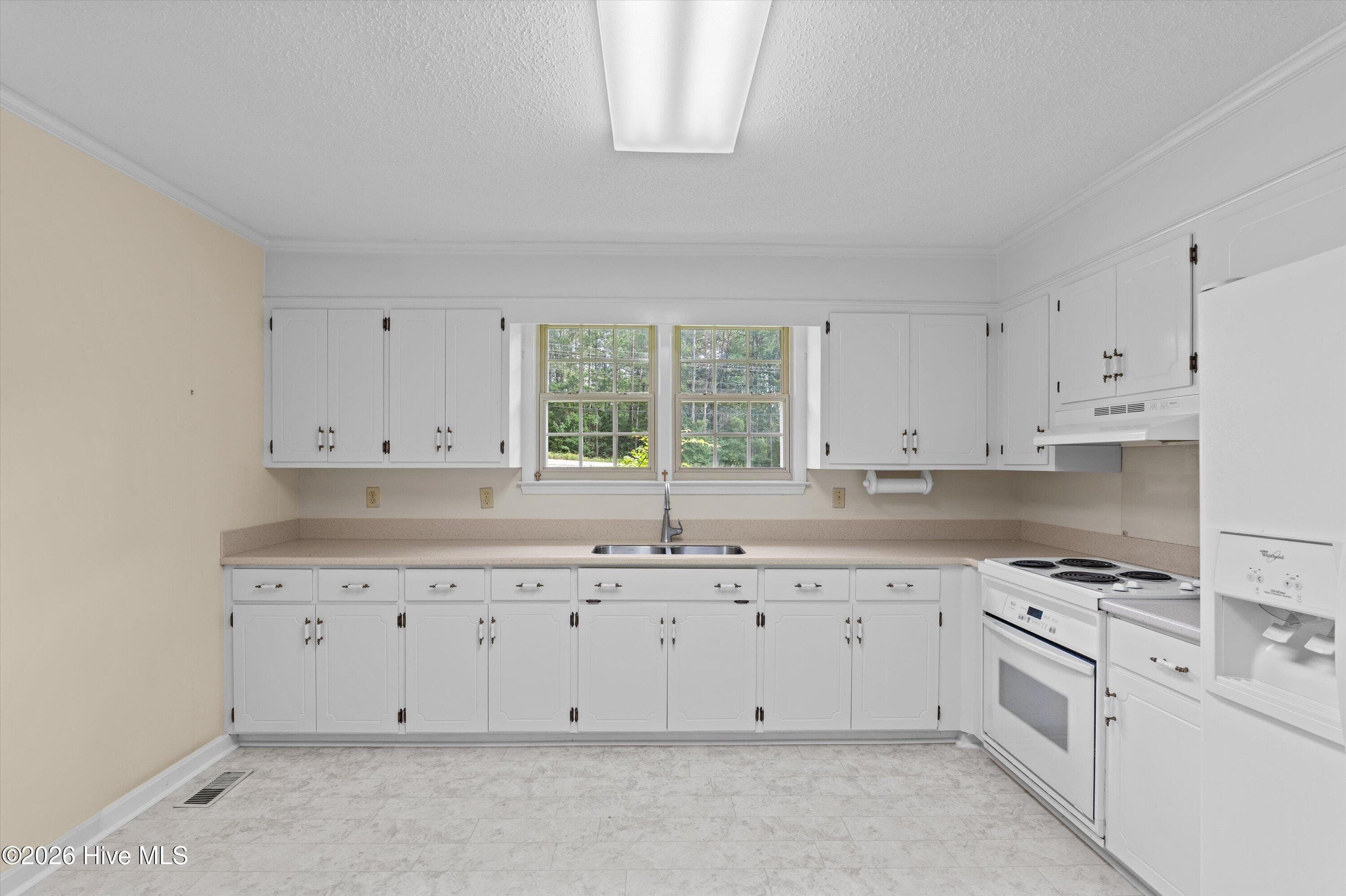 Single Family Residence at 6370 Columbia Road, Appling, GA 30802, photo 15 of 36