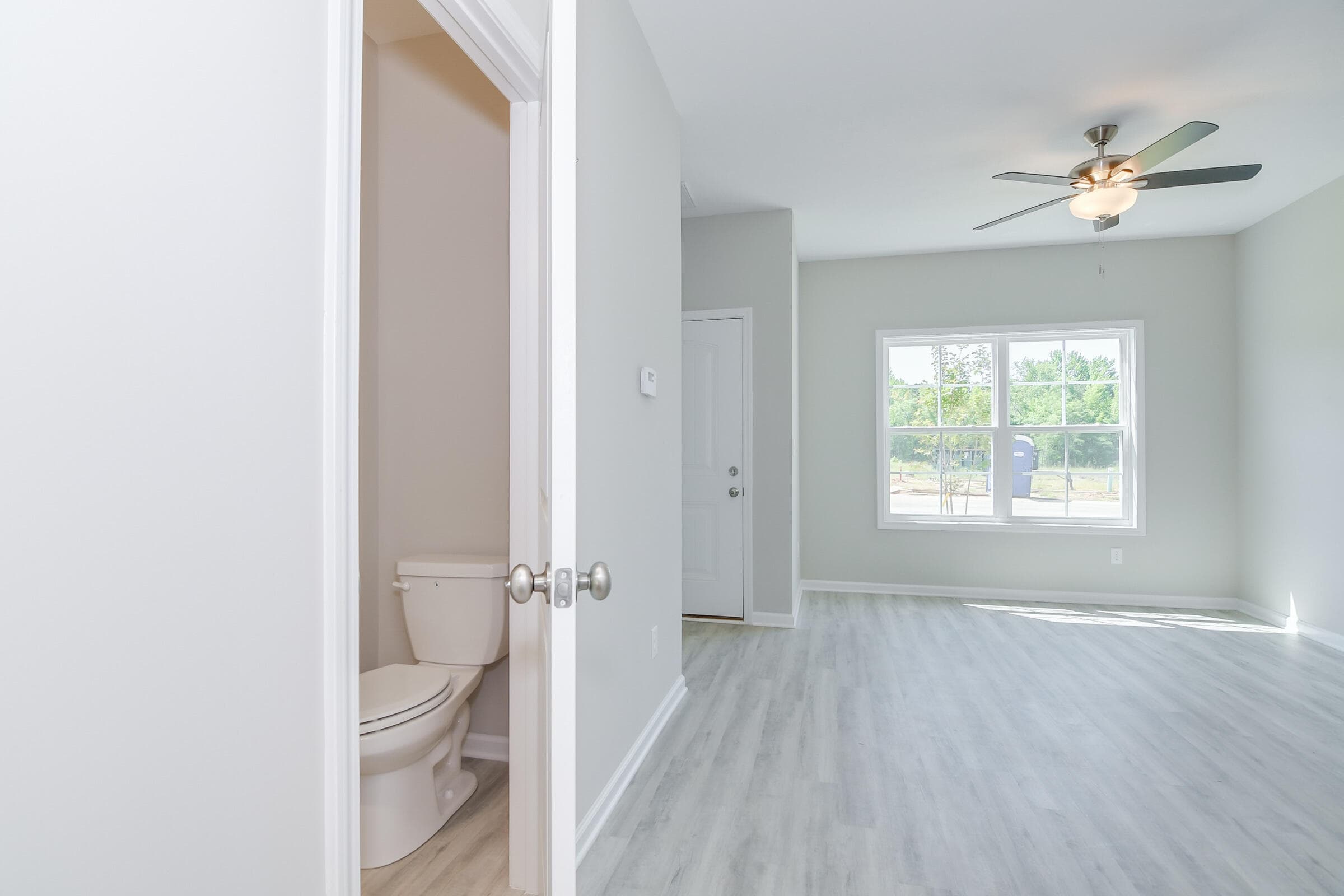Townhouse at 103 Constitution Circle Drive C, Washington, GA 30673, photo 13 of 25