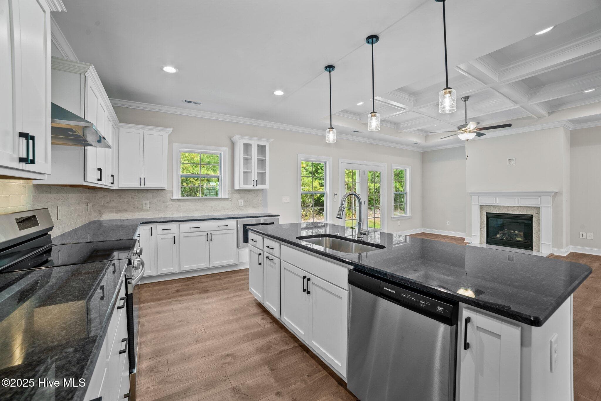 Photo of similar home - 3209 Honeysuckle Drive, Winterville, NC 28590